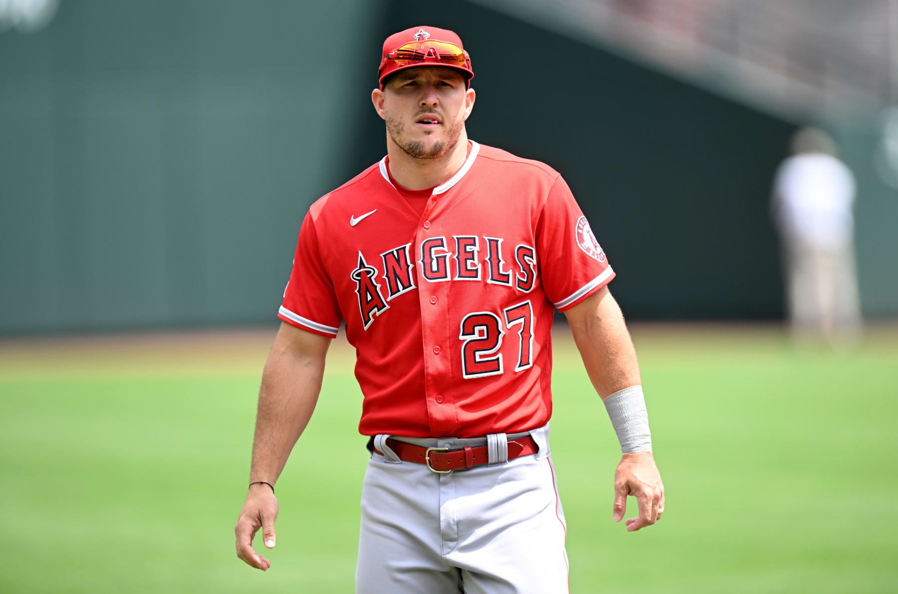 Angels' Mike Trout encouraged by early progress in rehab from hand