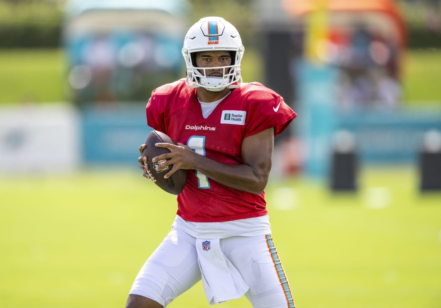 Tua Tagovailoa laments '1 bad decision' in Dolphins' preseason opener 