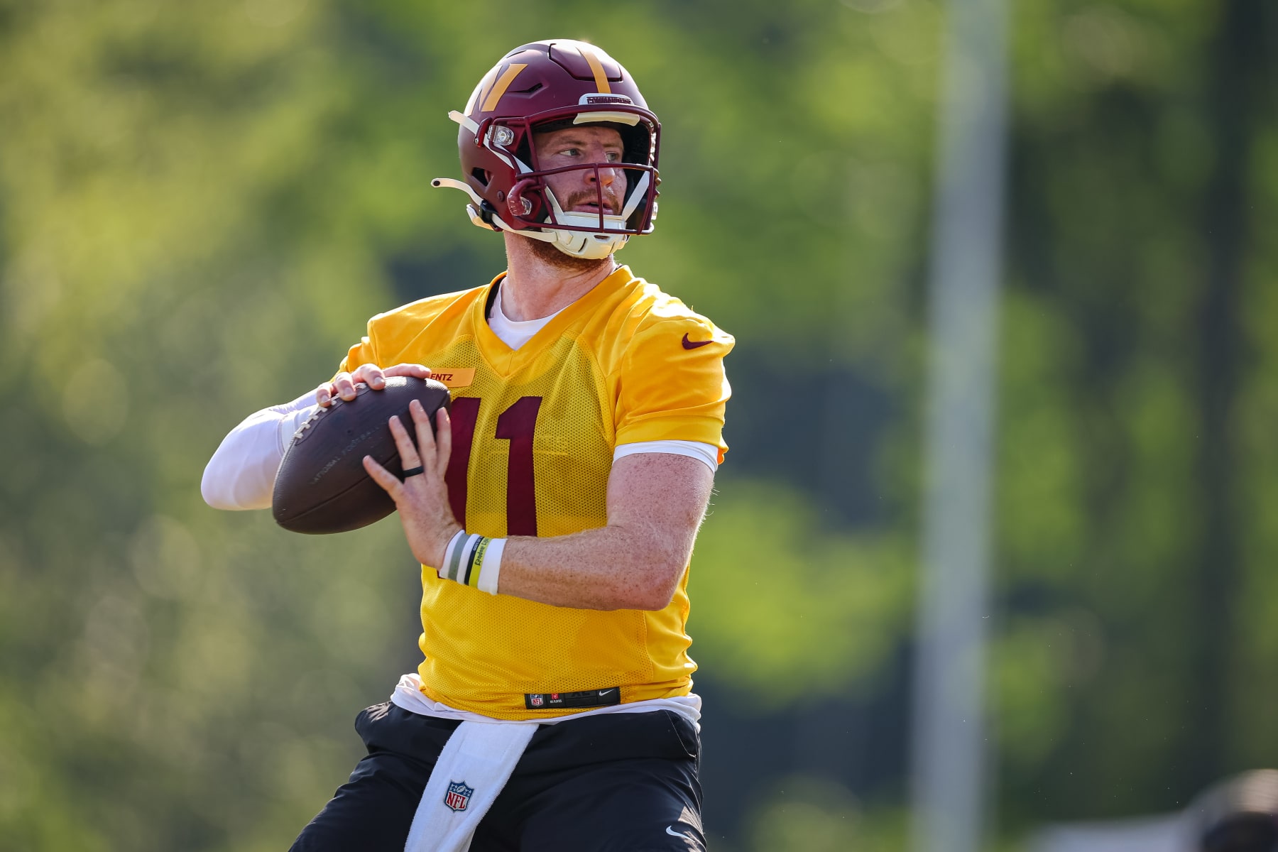 Scott Abraham on X: Former Washington QB Carson Wentz with a very good IG  post. He's working out wearing an Eagles helmet, Commanders jersey and  Colts shorts. Well done.  / X