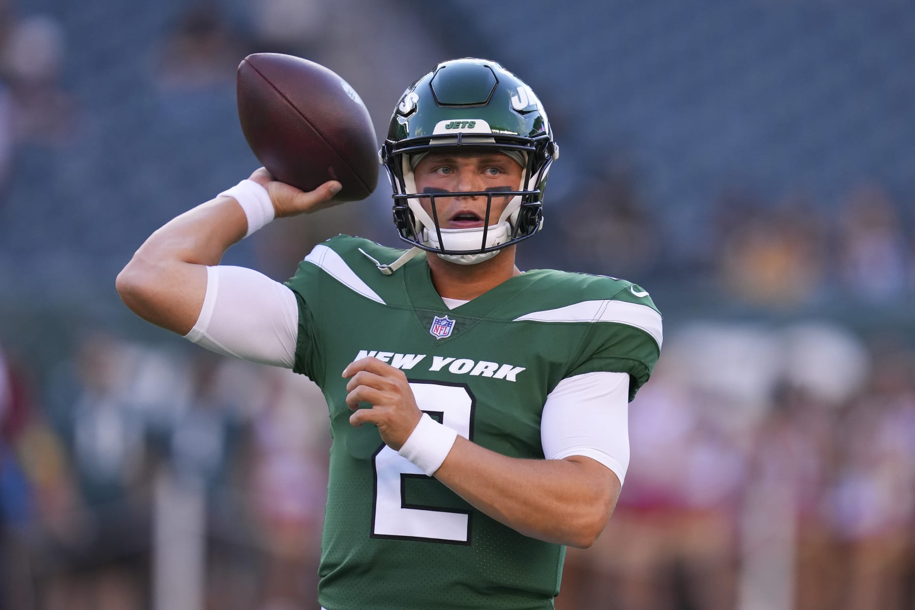 New York Jets QB Zach Wilson out 2-4 weeks with knee injury