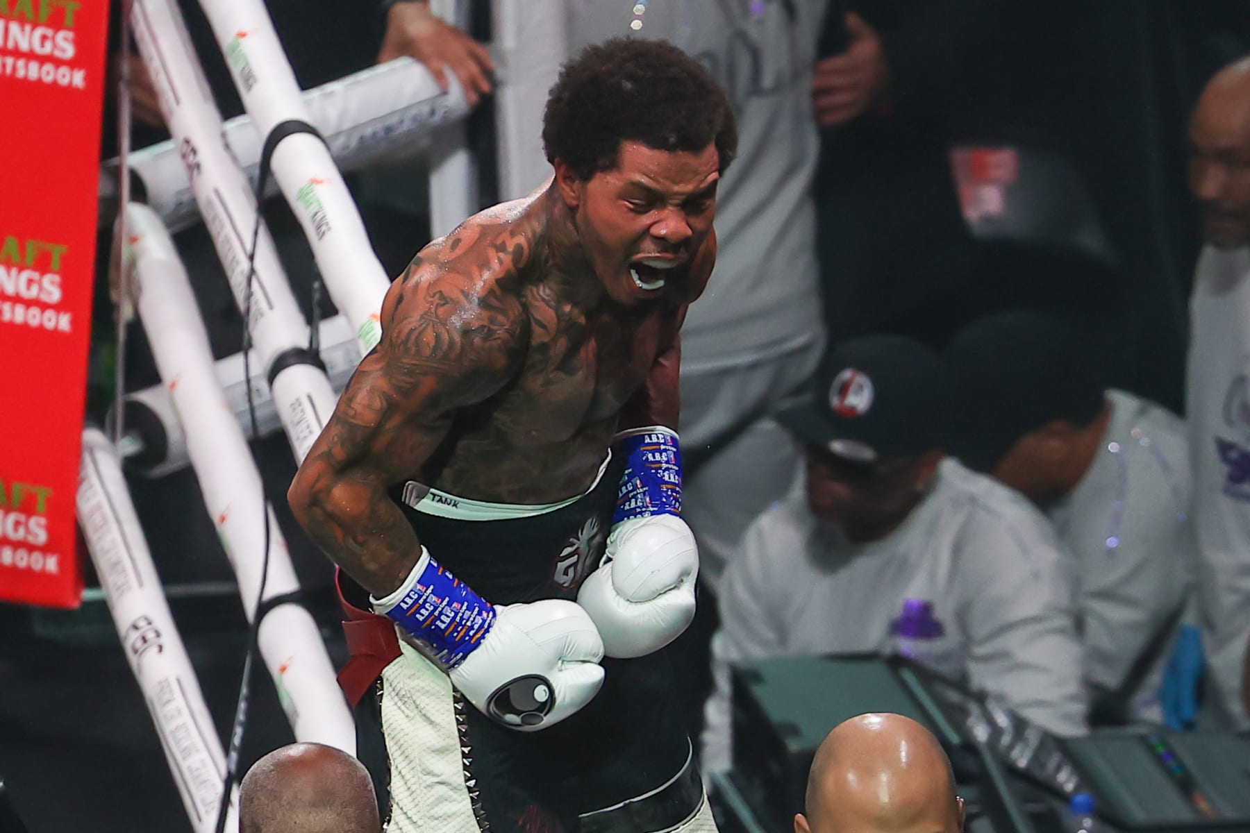 NEW YORK, NY - MAY 28: Gervanto Davis wins the fight against Rolando Romero during the WBA World Lightweight Championship on Saturday night at the Barclays Center in Brooklyn of New York City, United States on May 28, 2022. (Photo by Tayfun CoÅkun/Anadolu Agency via Getty Images)