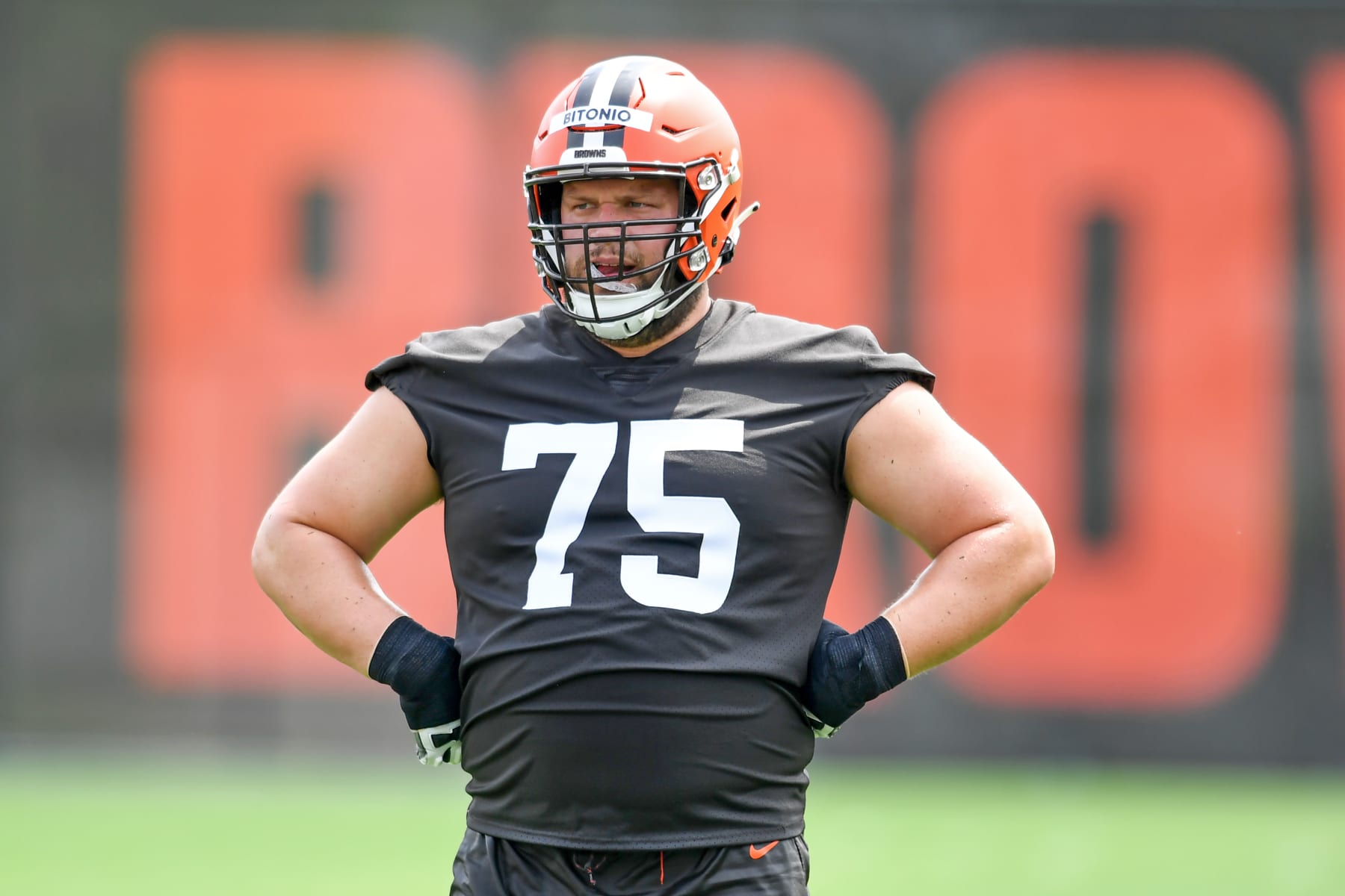 Joel Bitonio Stats, News and Video - G