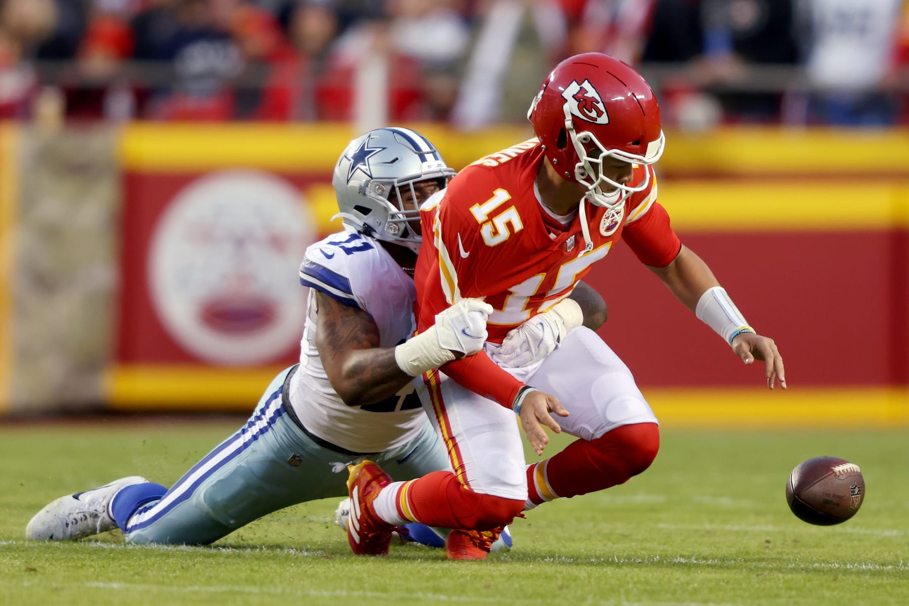 Harrisburg native Micah Parsons Named PFWA Rookie Of The Year