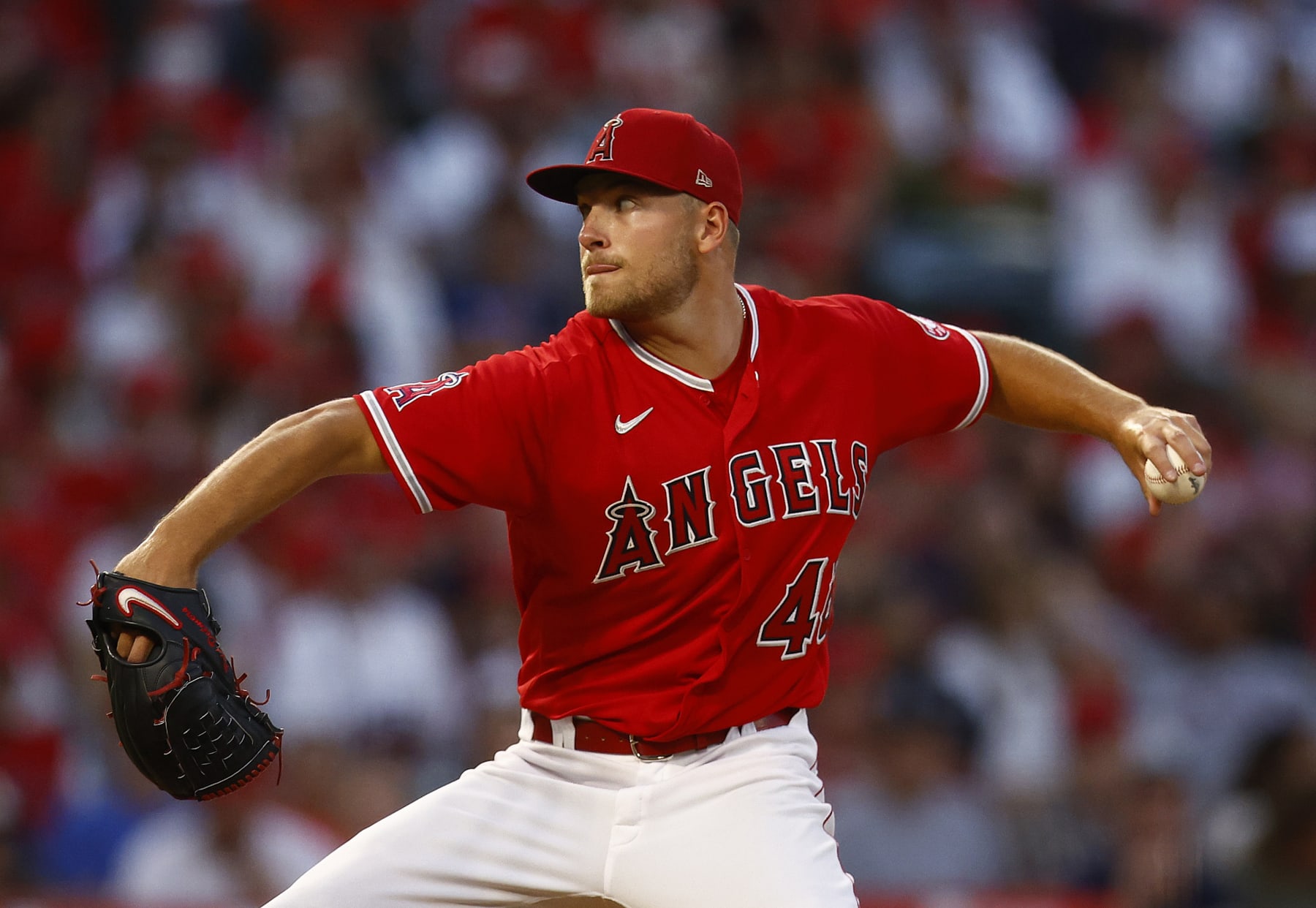 ANAHEIM, CA - JUNE 26: Chicago White Sox pitcher Aaron Bummer (39) pitching  during an MLB baseball game against the Los Angeles Angels played on June  26, 2023 at Angel Stadium in