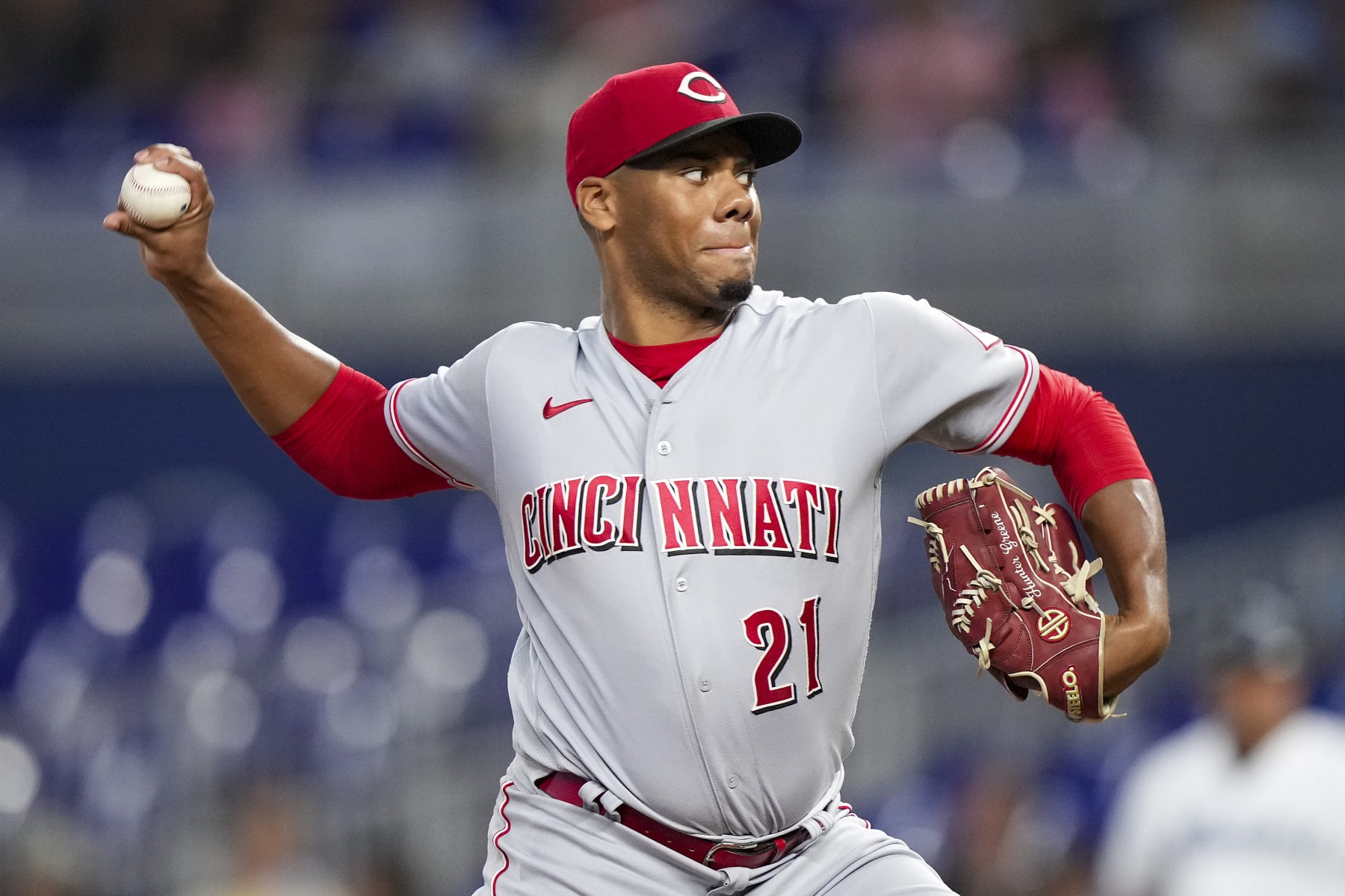 Hunter Greene's turn on IL means it's time for Cincinnati Reds trade