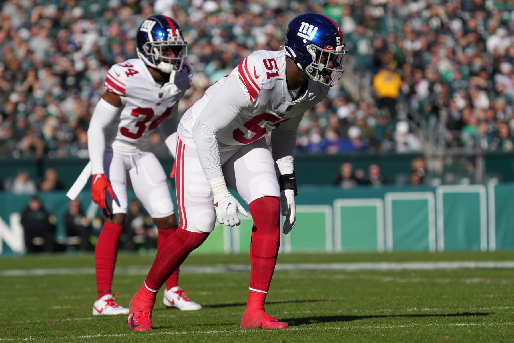 Giants linebackers Thibodeaux and Ojulari hoping to run up sacks