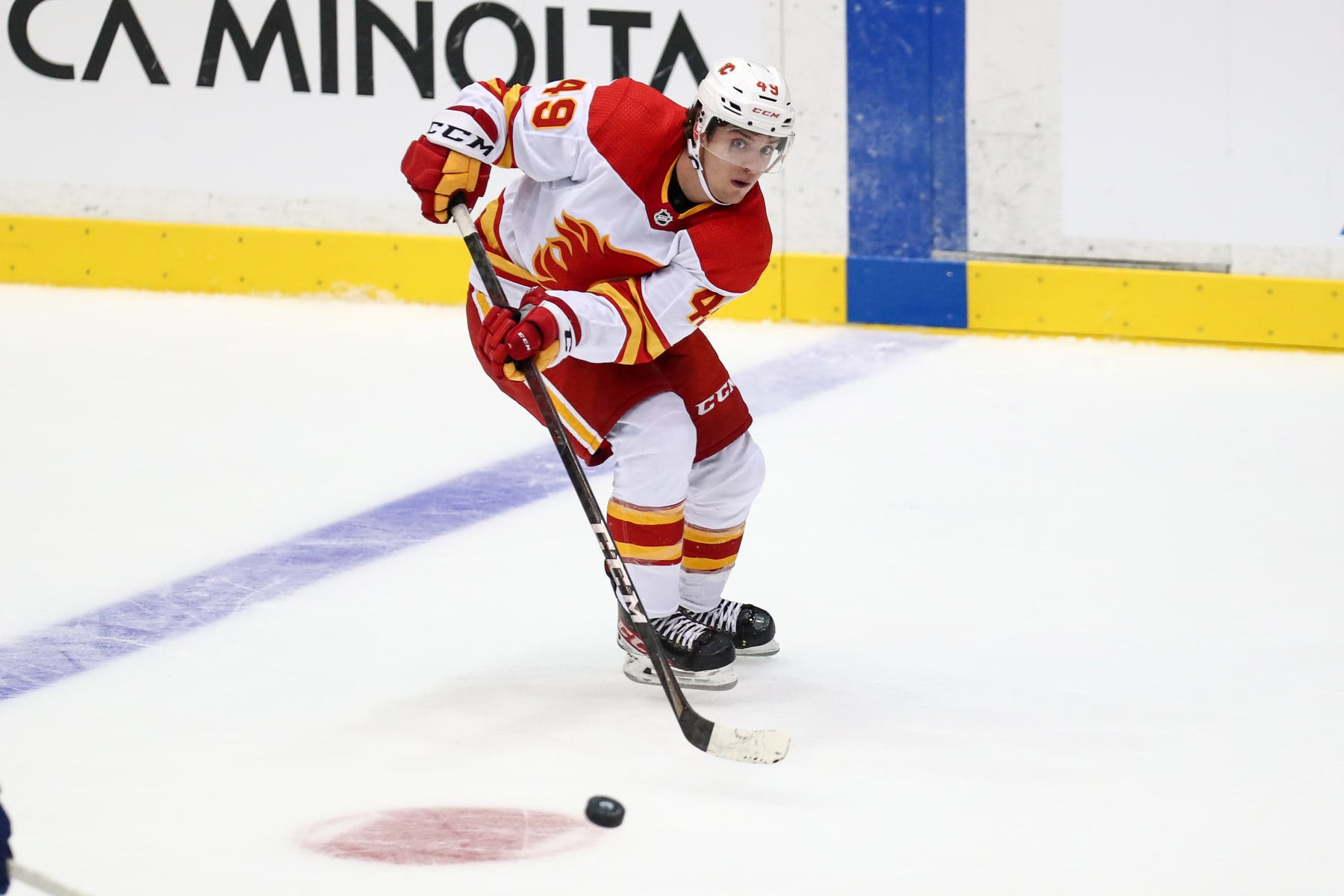 Alex Newhook makes pro debut for the Colorado Eagles - Mile High Hockey