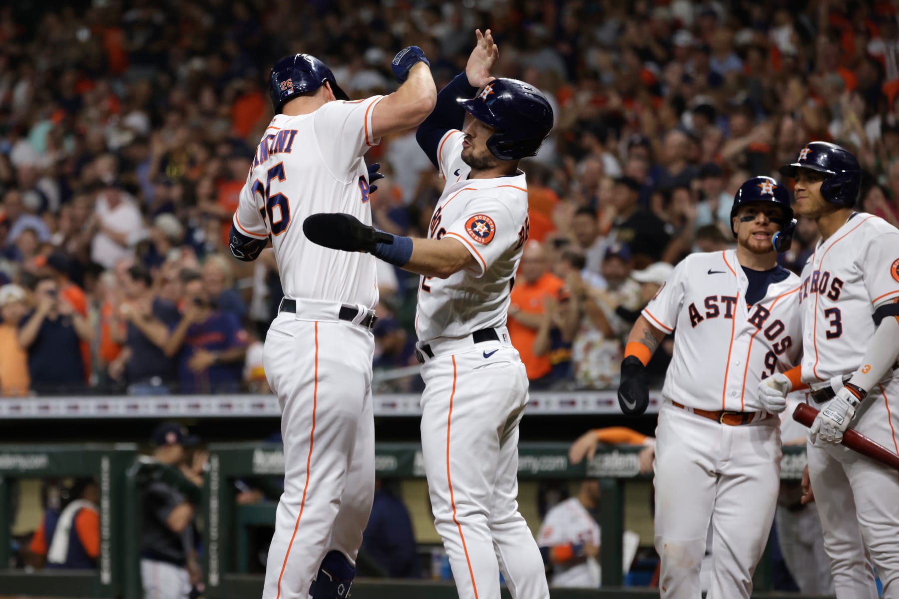The Latest MLB Playoff Race 2022 Predictions With 5 Weeks to Go | News,  Scores, Highlights, Stats, and Rumors | Bleacher Report