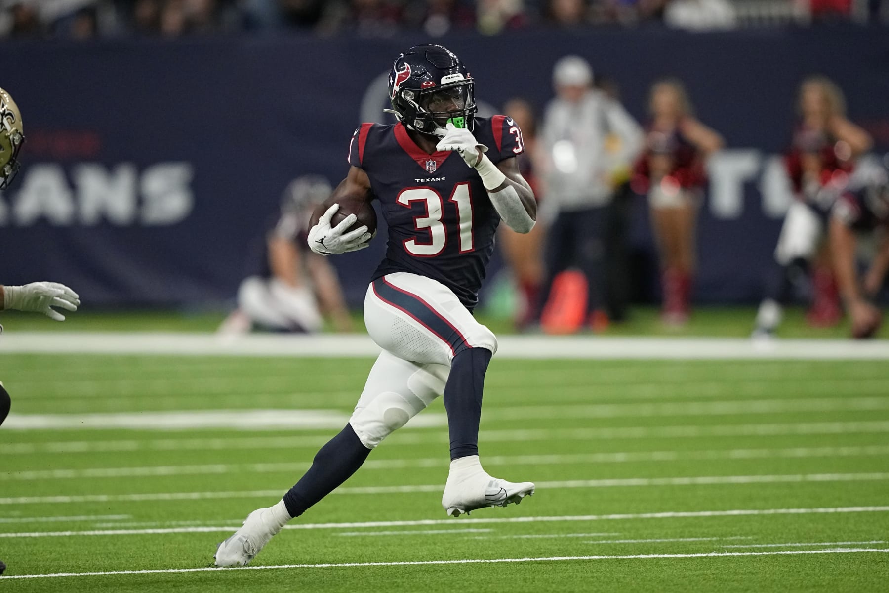 Texans standout rookie Dameon Pierce loses rare fumble ('I'm going