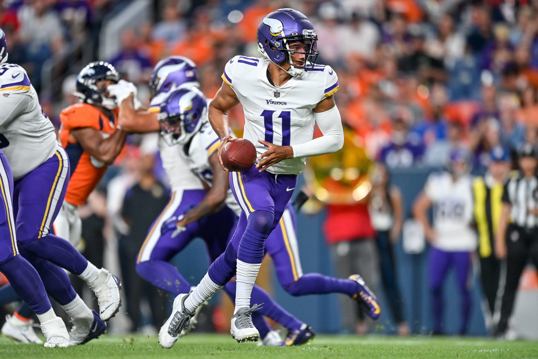 Vikings to cut former third-round pick Kellen Mond and fellow quarterback  Sean Mannion, per report 