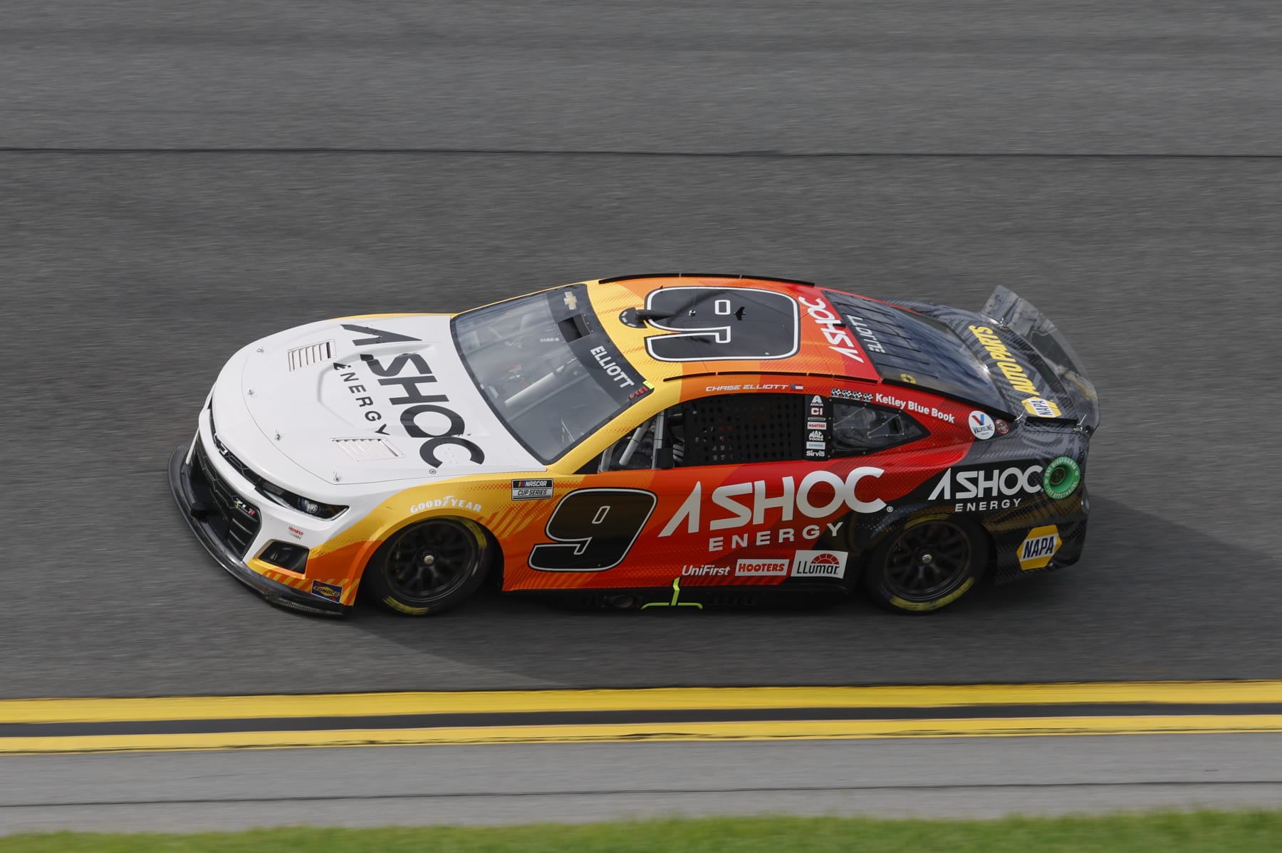 DAYTONA, FL - AUGUST 28: Chase Elliott (#9 Hendrick Motorsports A SHOC Chevrolet) during the NASCAR Cup Series Coke Zero Sugar 400 at Daytona on August 28, 2022 at Daytona International Speedway in Daytona Beach, Fl. (Photo by David Rosenblum/Icon Sportswire via Getty Images)