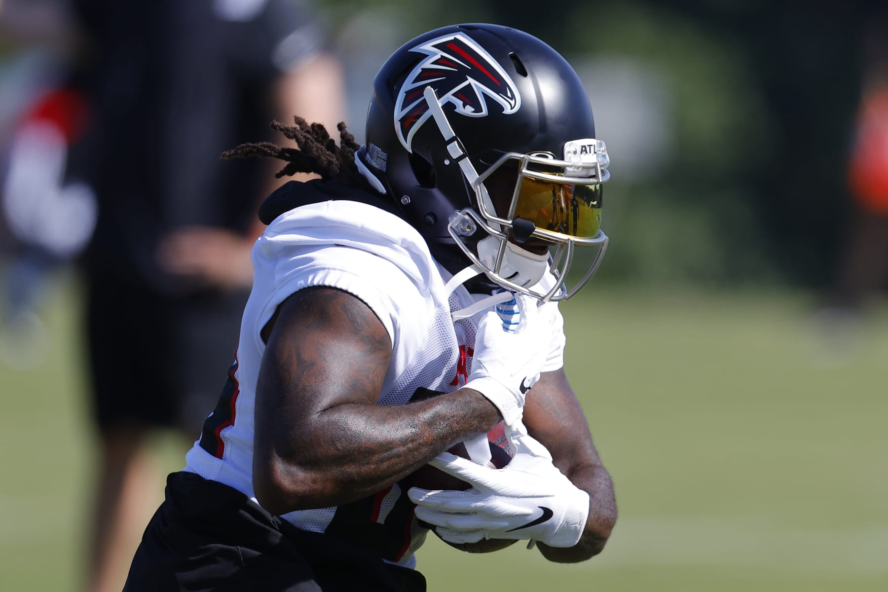 Fantasy Football 2022: Sleeper RBs to Target in Updated Flex Rankings