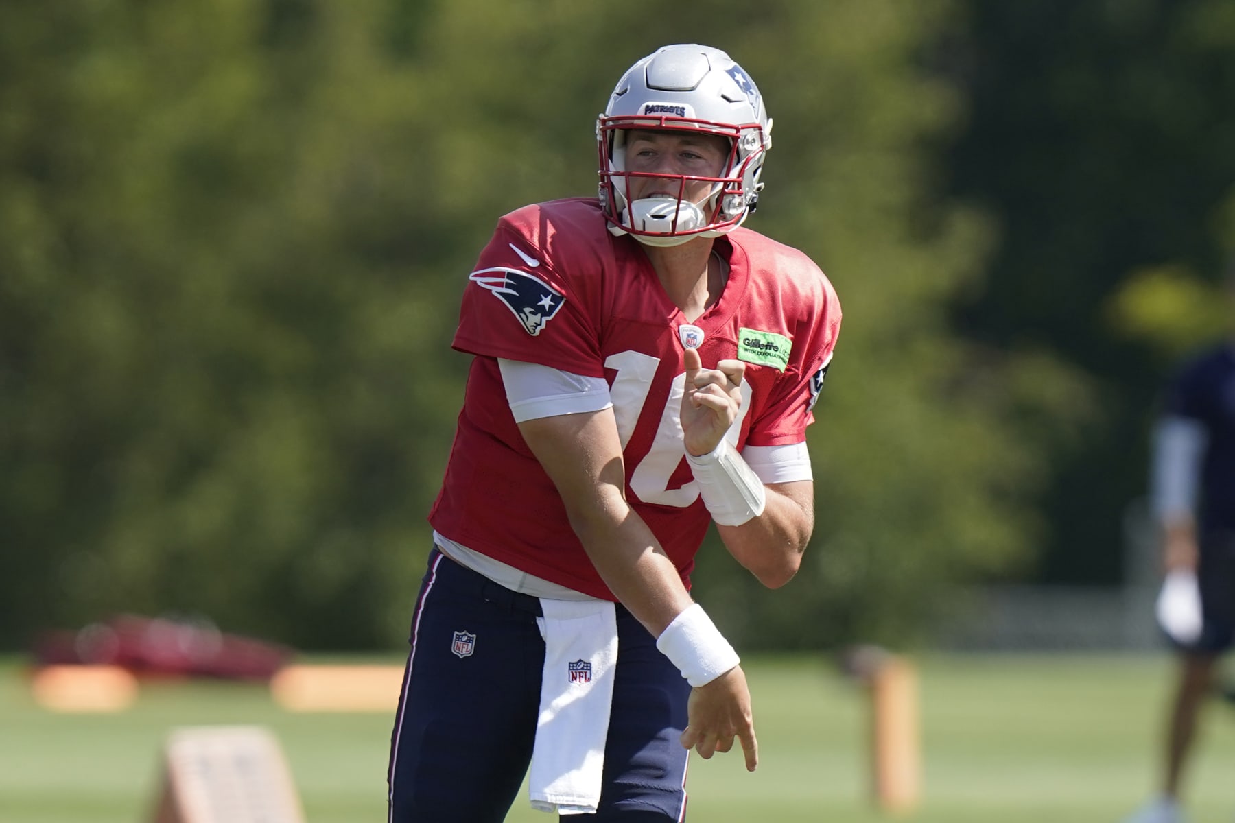 Patriots lost to Tom Brady, but Mac Jones looks like the future