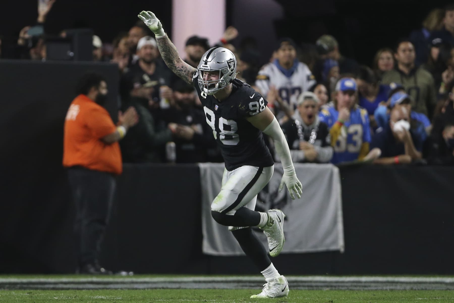 Raiders hope momentum from win over Chargers can benefit them in short week vs  Rams