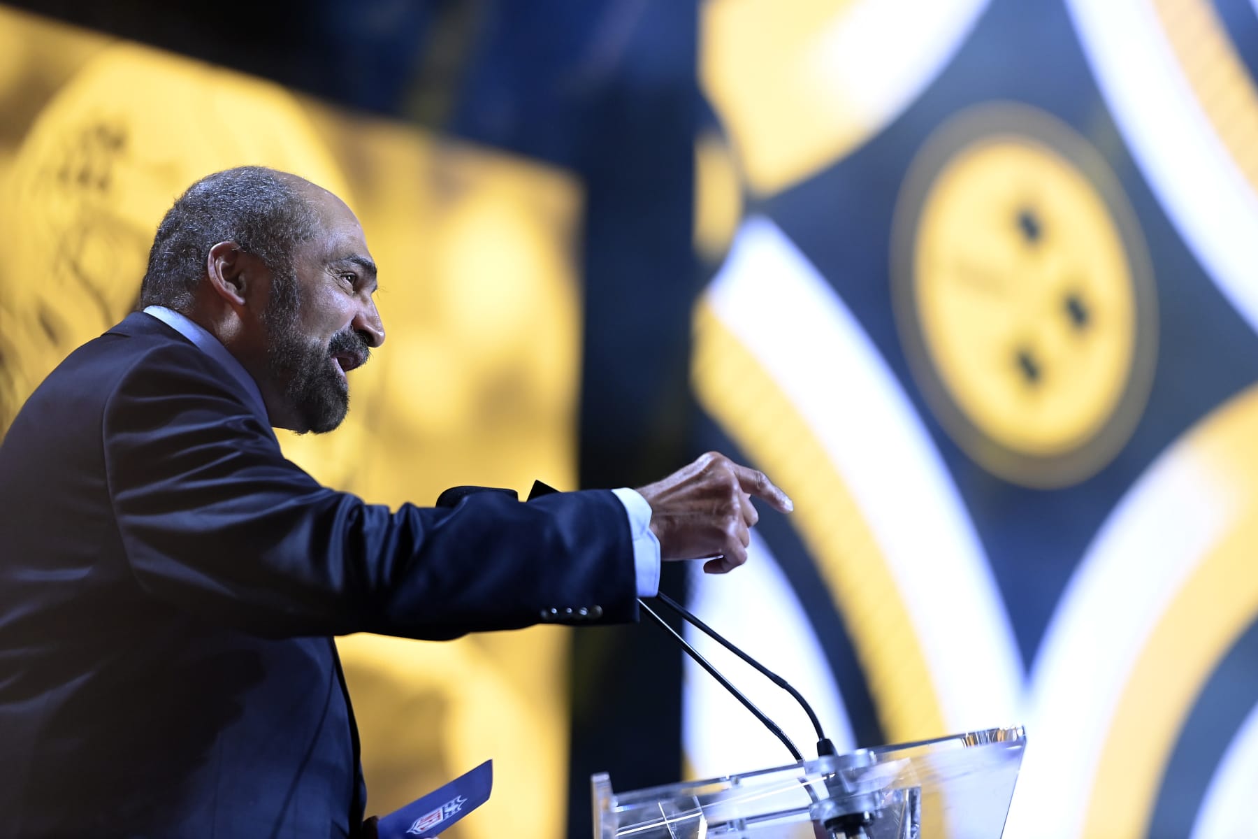 Pittsburgh Steelers retiring Franco Harris' No. 32 jersey