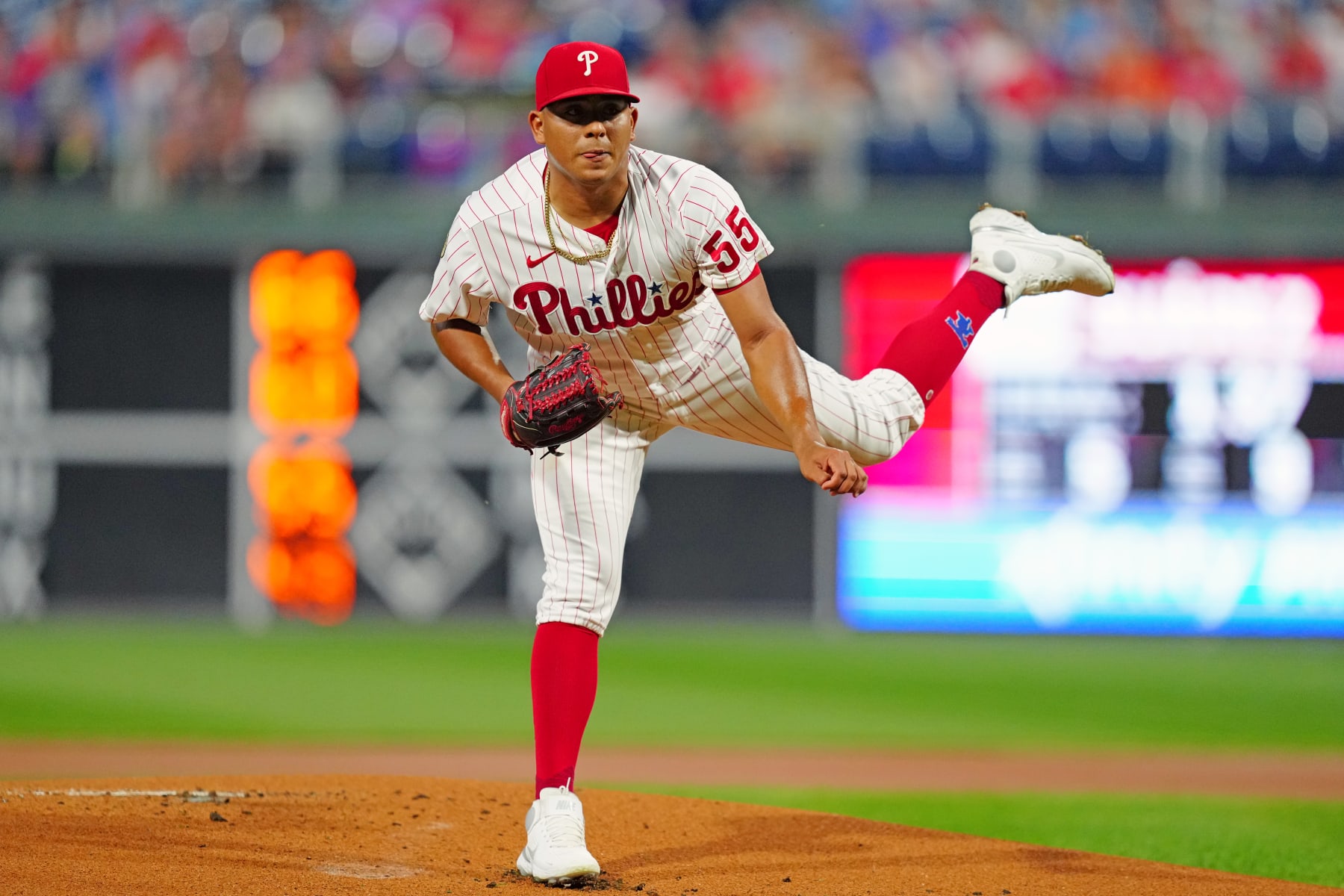 Phillies closer Searanthony Dominguez strikes out Yankees Gleyber