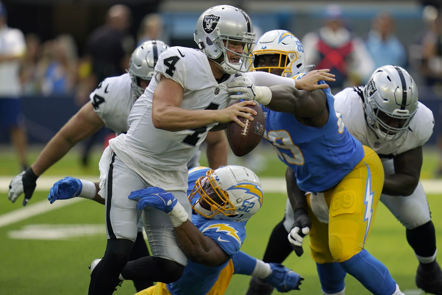 Raiders offensive line struggles in Week 1 loss to Chargers