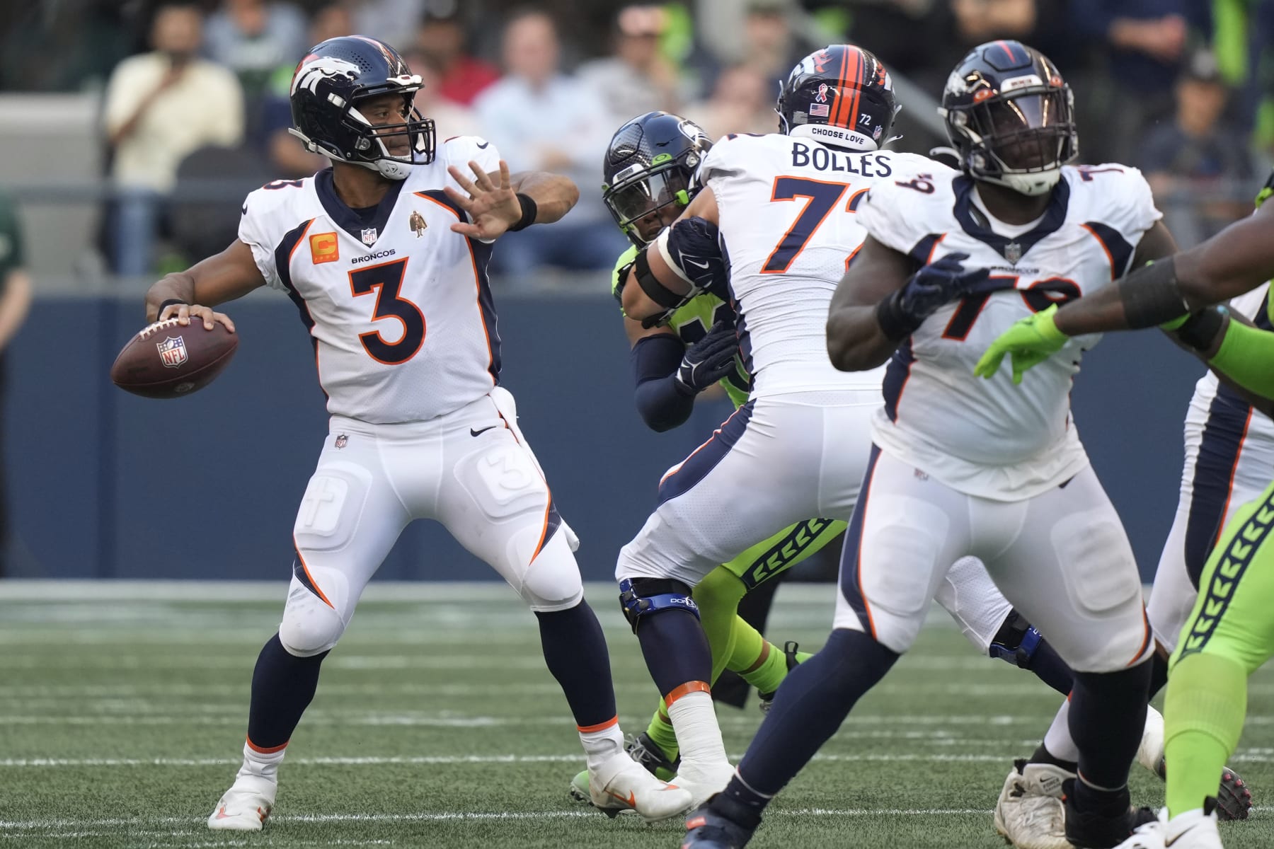 Thursday Night Football: Russell Wilson struggles, can't pick up a fourth  down in OT and Broncos fall to Colts in dreadful game