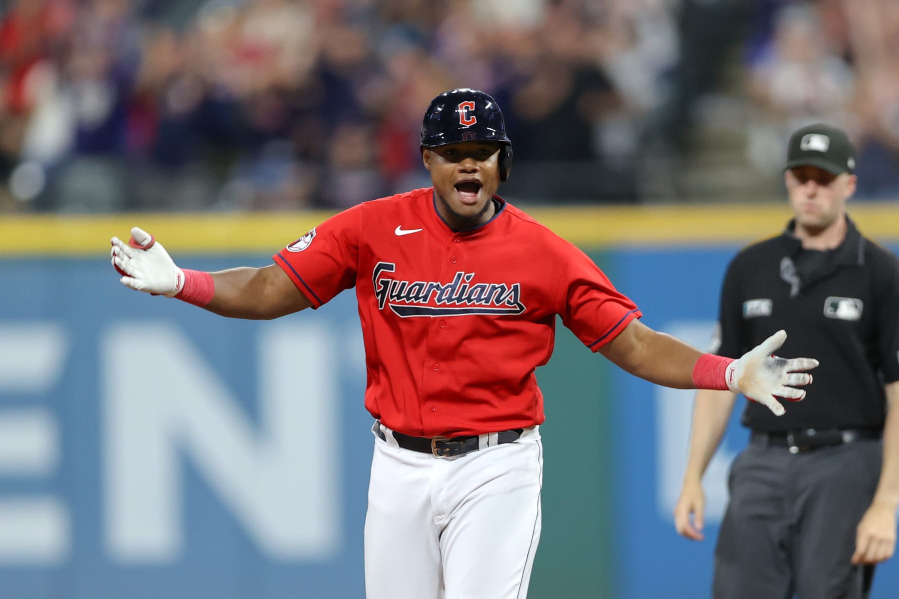 Francisco Lindor finally heating up at plate on road trip