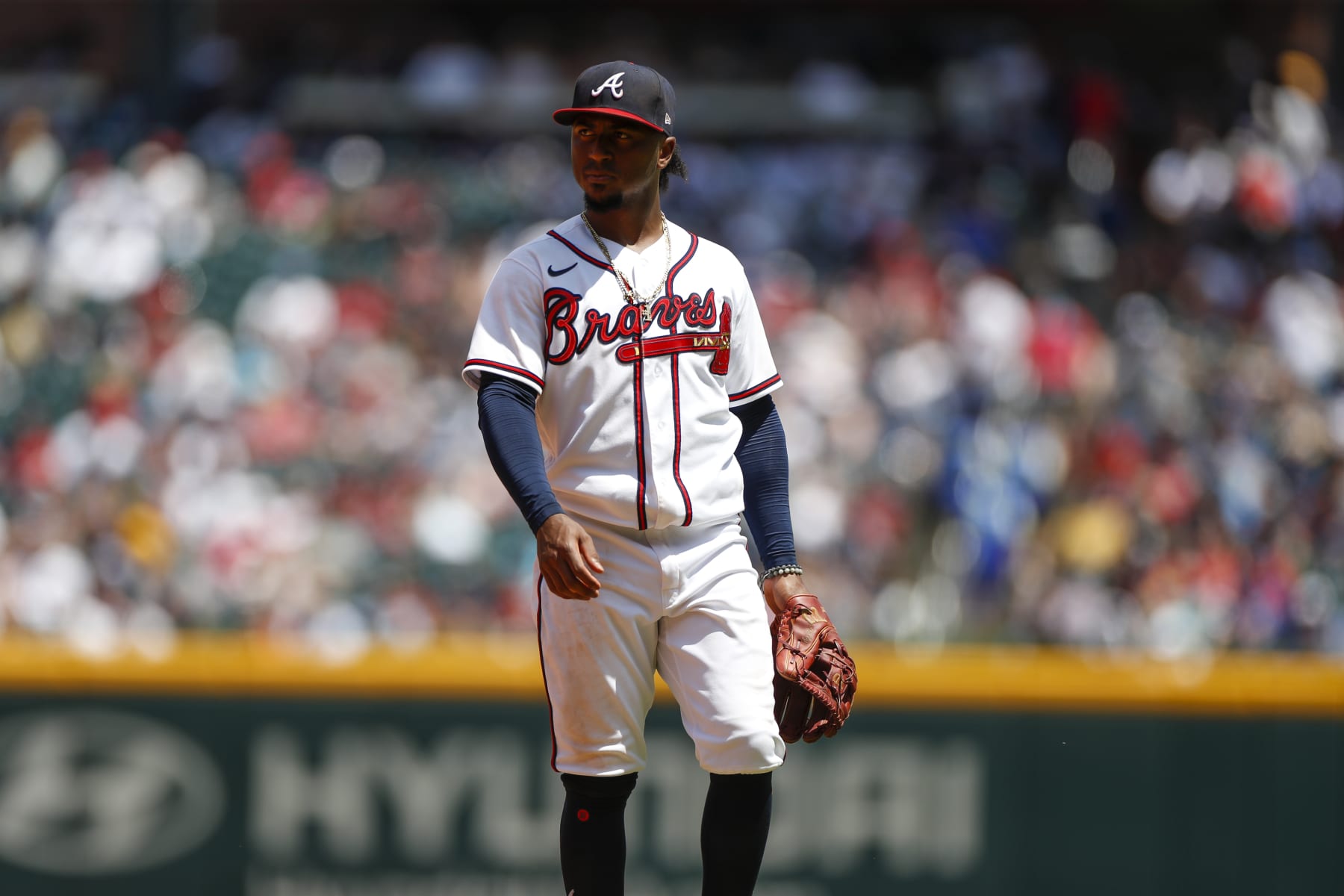 Ozzie Albies getting a fresh cut right before the season starts #braves  #atlanta #baseball #mlb #barbershop #barber #fades #haircut #hair