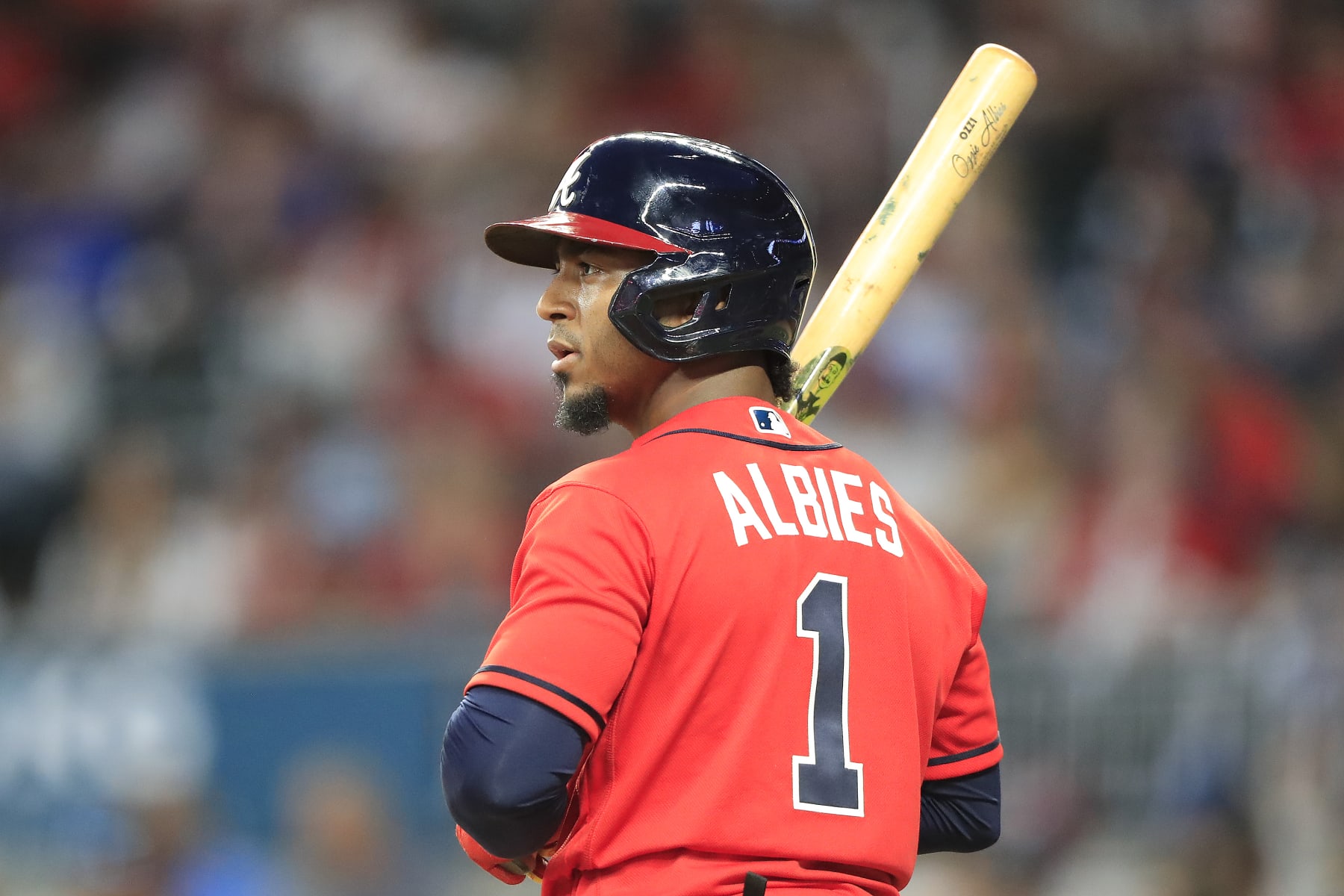 Albies hits slam, Braves rout burgundy-clad Phillies 15-7