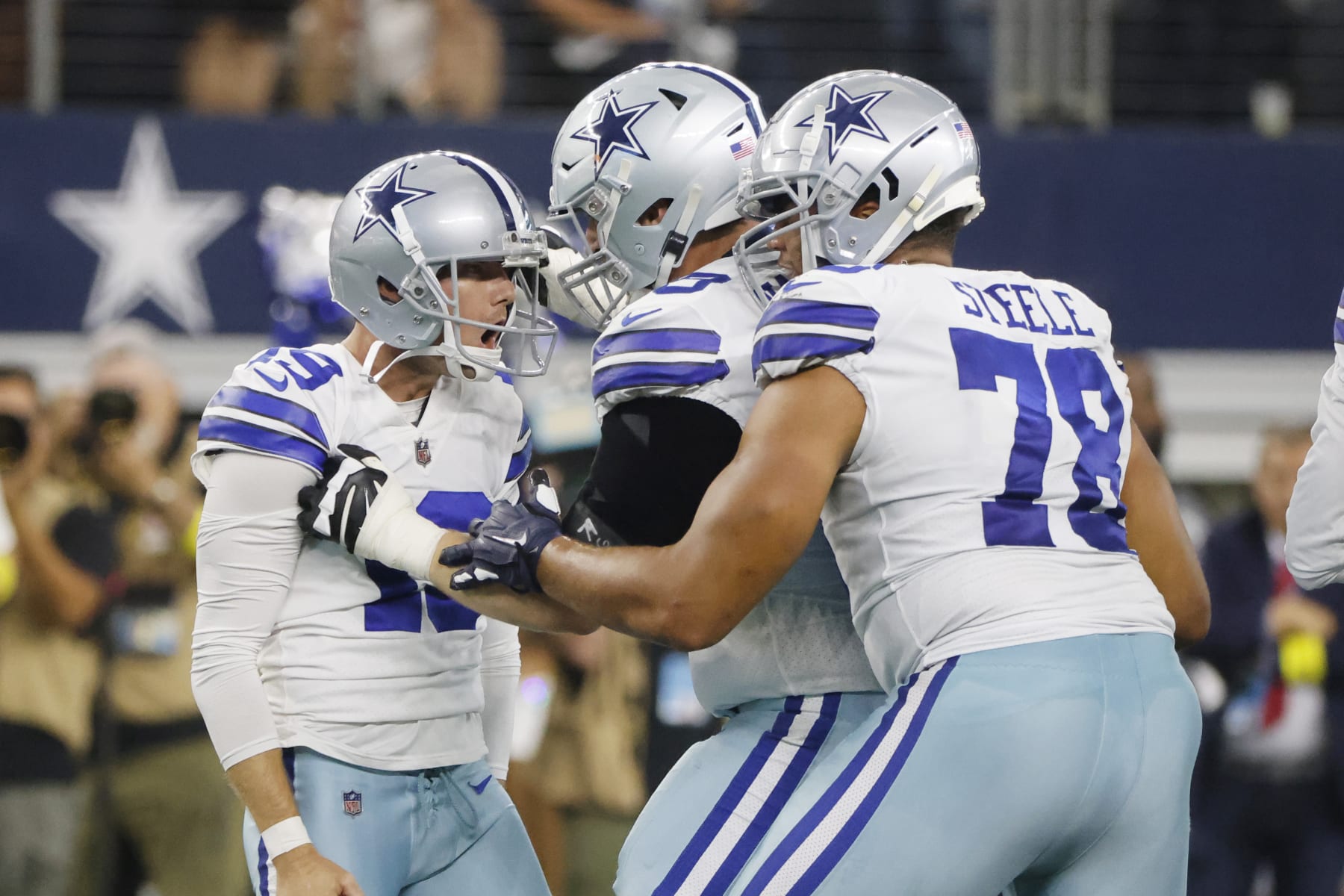 Dallas Cowboys place kicker Brett Maher (19) celebrates his game winning field goal during the second half of an NFL football game against the Cincinnati Bengals Sunday, Sept. 18, 2022, in Arlington, Tx. (AP Photo/Michael Ainsworth)