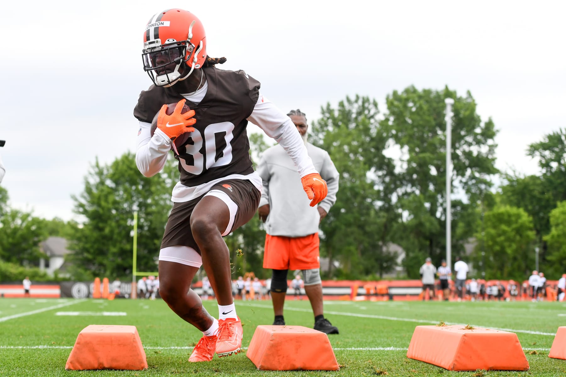 Bleacher Report pitches wild Cowboys-Browns trade as 'ideal' move