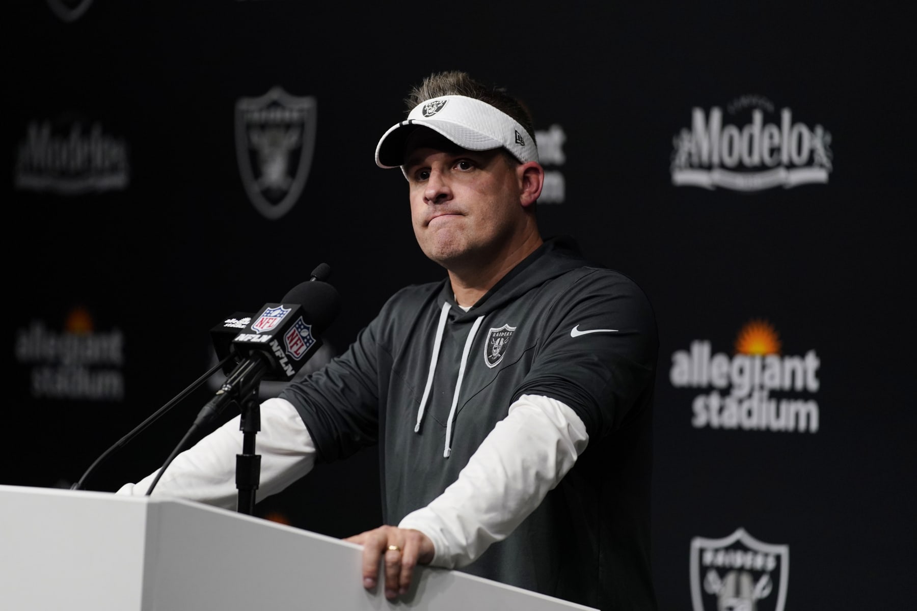 NFL draft rumors: Raiders, Titans 'exploring' trade up to No. 3