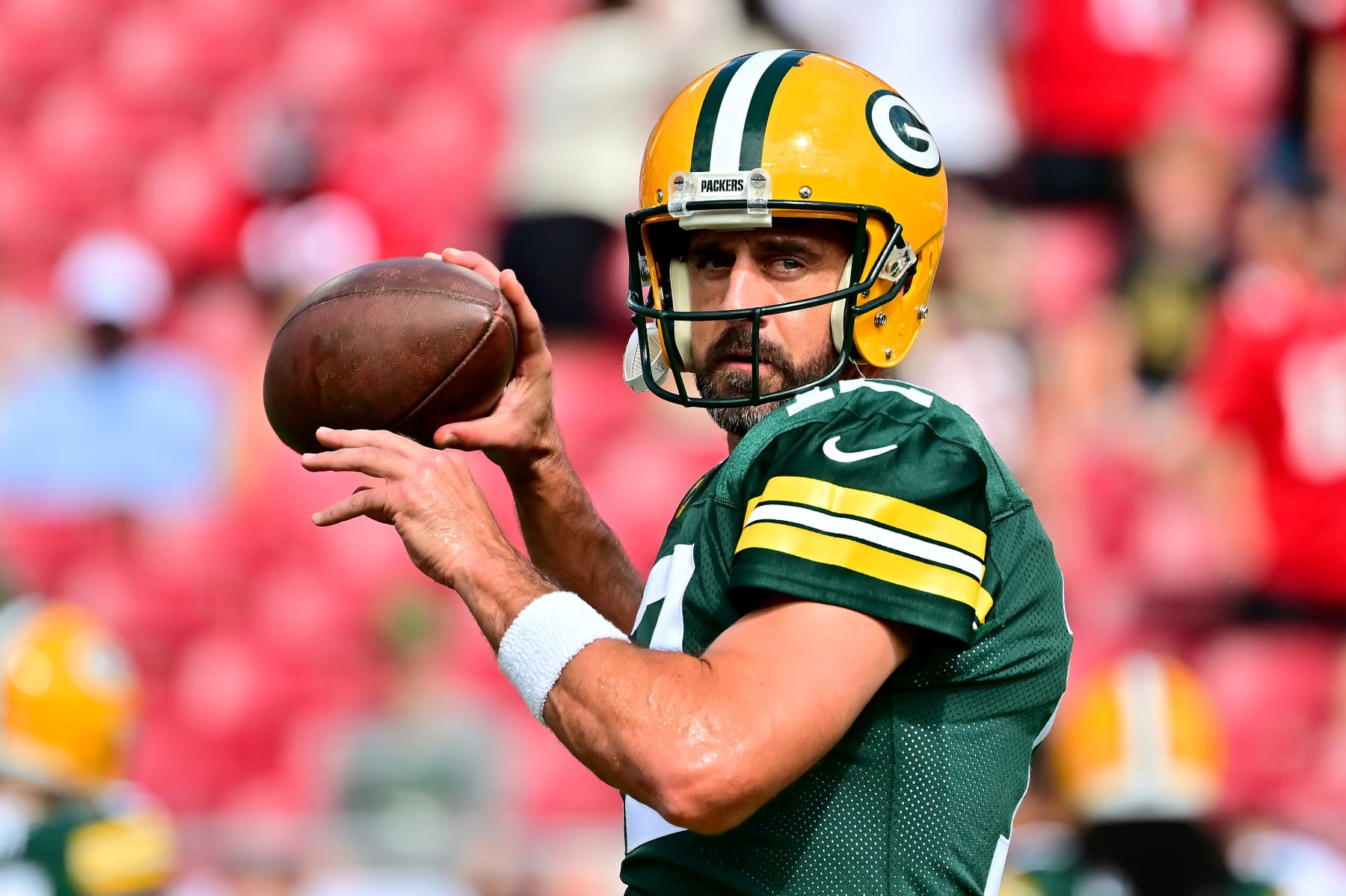 Two real goats in Tom Brady and Aaron Rodgers shirts battled on 'SNF'