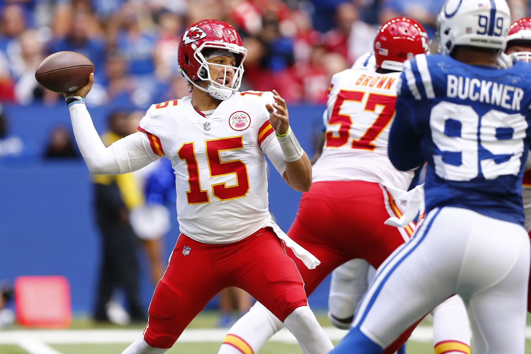 Chiefs defense complementing offense during 2-0 start