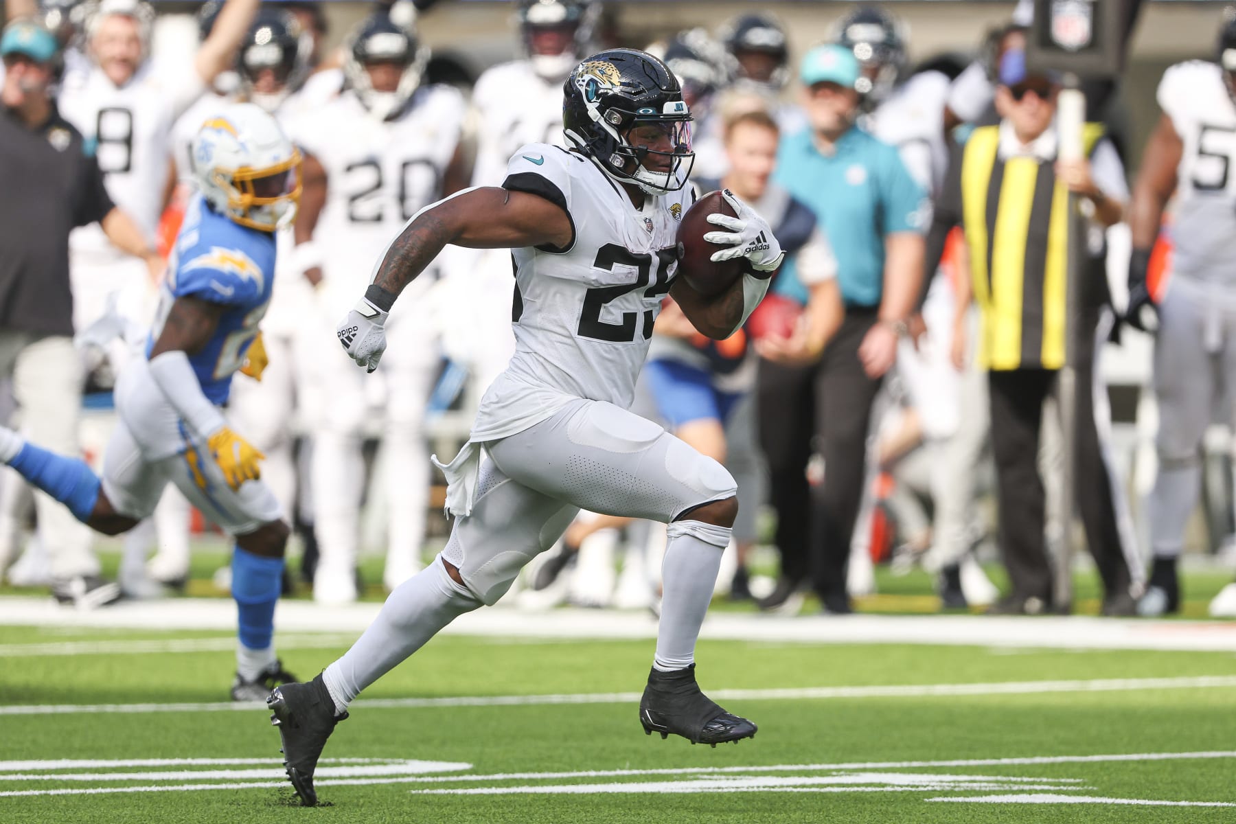 2022 fantasy football Week 4 0.5 PPR rankings: Christian McCaffrey,  Cordarrelle Patterson, Gabe Davis, and more