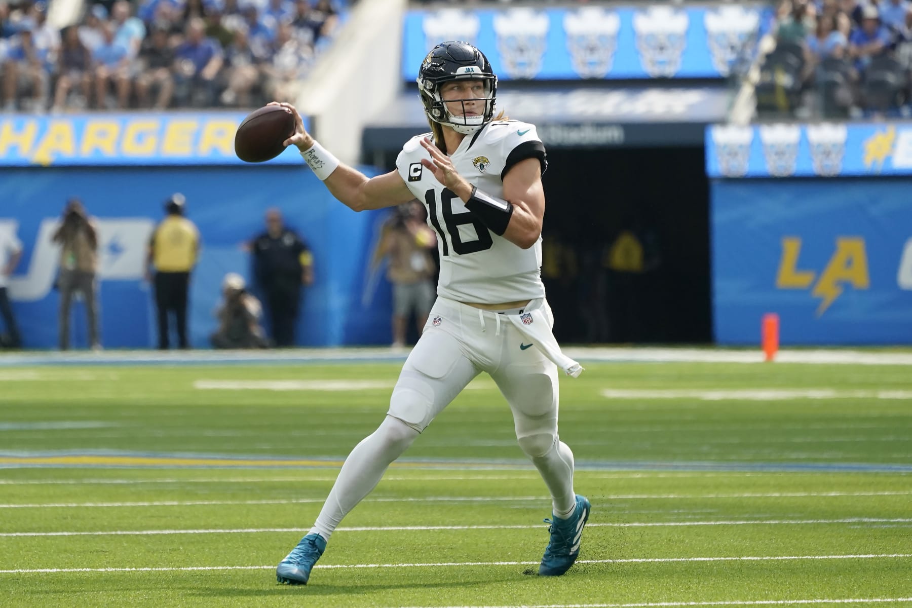 NFL Picks and Analysis for Week 4: Finding Value and Exploiting Matchup  Weaknesses - BVM Sports