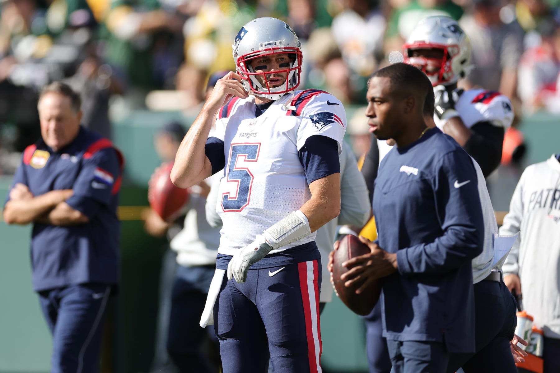 Brian Hoyer Ruled Out for Patriots vs. Packers with Concussion