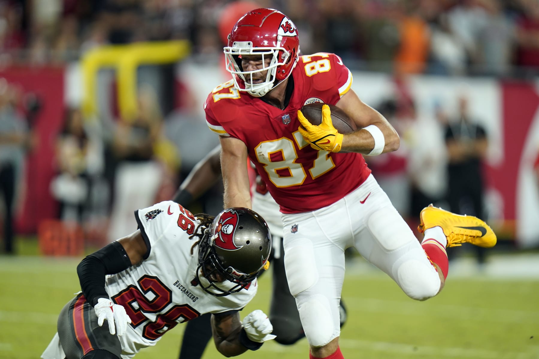 Travis Kelce vs. Rob Gronkowski: Comparing Chiefs, Buccaneers Hall of Fame  tight ends at 31