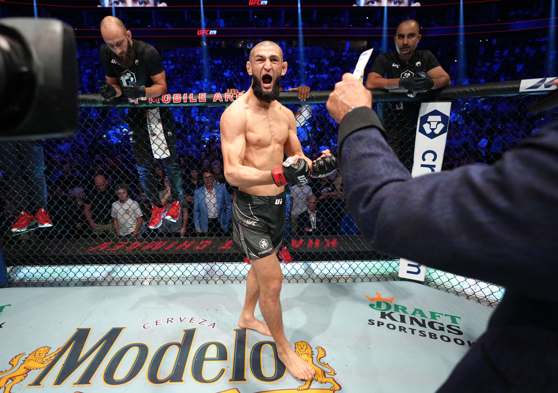 LAS VEGAS, NEVADA - SEPTEMBER 10: Khamzat Chimaev of Russia prepares to fight Kevin Holland in a 180-pound catchweight fight during the UFC 279 event at T-Mobile Arena on September 10, 2022 in Las Vegas, Nevada. (Photo by Jeff Bottari/Zuffa LLC)