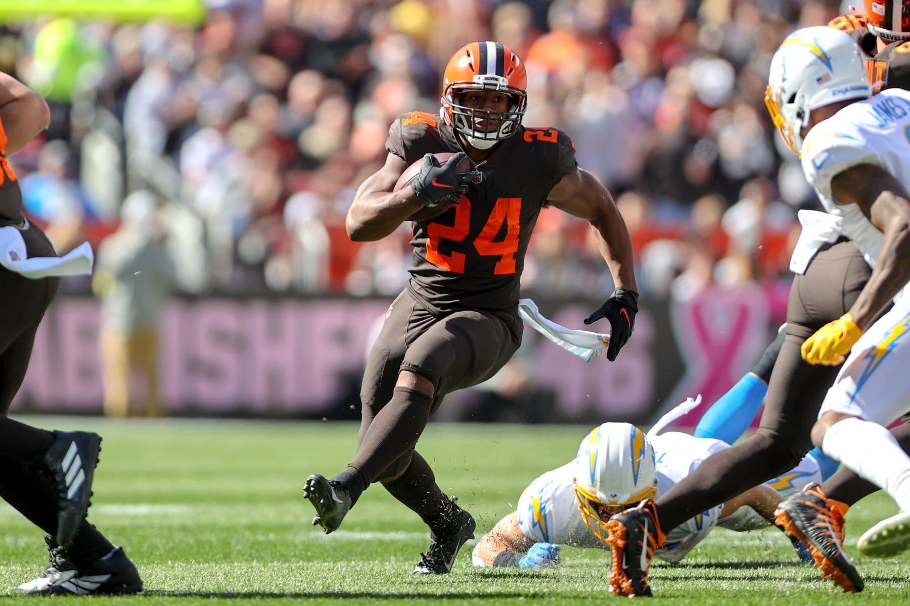 Browns fall to the Chargers, 30-28