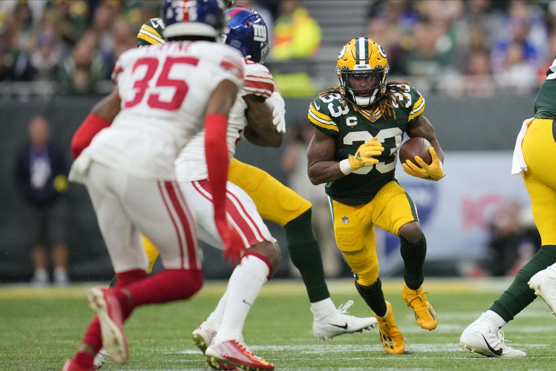 Packers offense shut down in 2nd half in loss to Giants