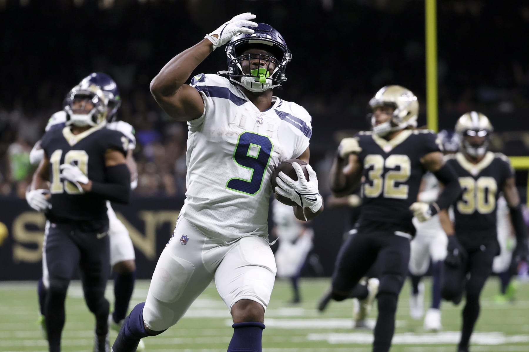 Explosive, Physical Kenneth Walker III Ready to Run the Rock For Seahawks -  Sports Illustrated Seattle Seahawks News, Analysis and More