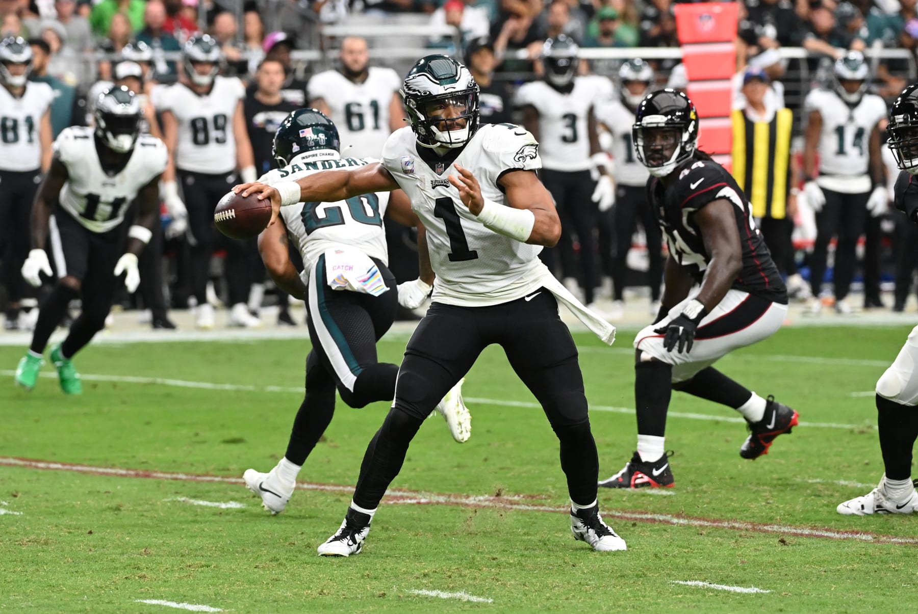 Philadelphia Eagles rally, but Carson Wentz can't do it all in 30-28 loss  to Baltimore Ravens 