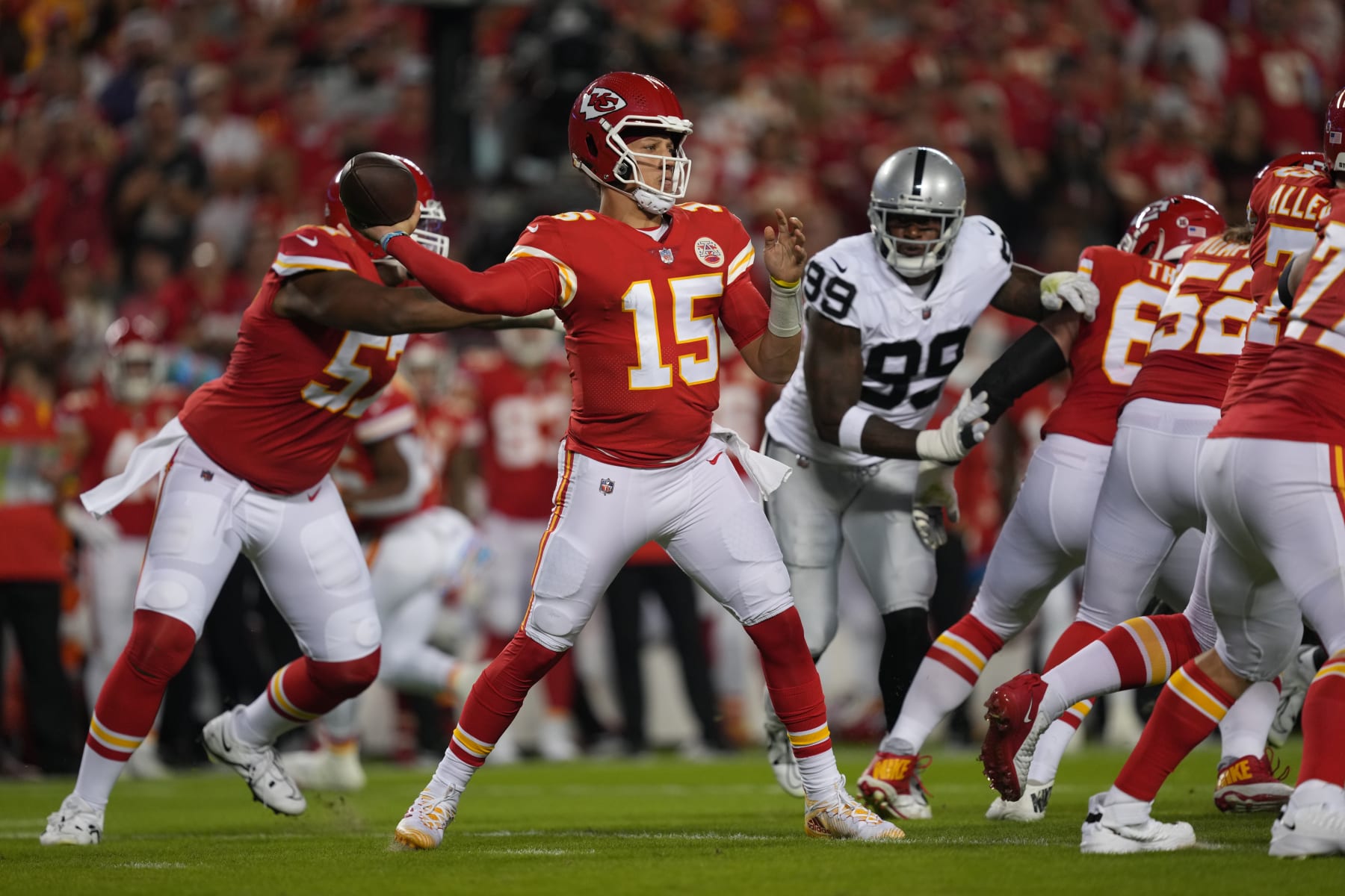 KANSAS CITY, MISSOURI - OCTOBER 10: Patrick Mahomes #15 of the Kansas City Chiefs passes during the 1st half of the game \a at Arrowhead Stadium on October 10, 2022 in Kansas City, Missouri. (Photo by Jason Hanna/Getty Images) KANSAS CITY, MISSOURI - OCTOBER 10: Patrick Mahomes #15 of the Kansas City Chiefs passes during the 1st half of the game \a at Arrowhead Stadium on October 10, 2022 in Kansas City, Missouri. (Photo by Jason Hanna/Getty Images)