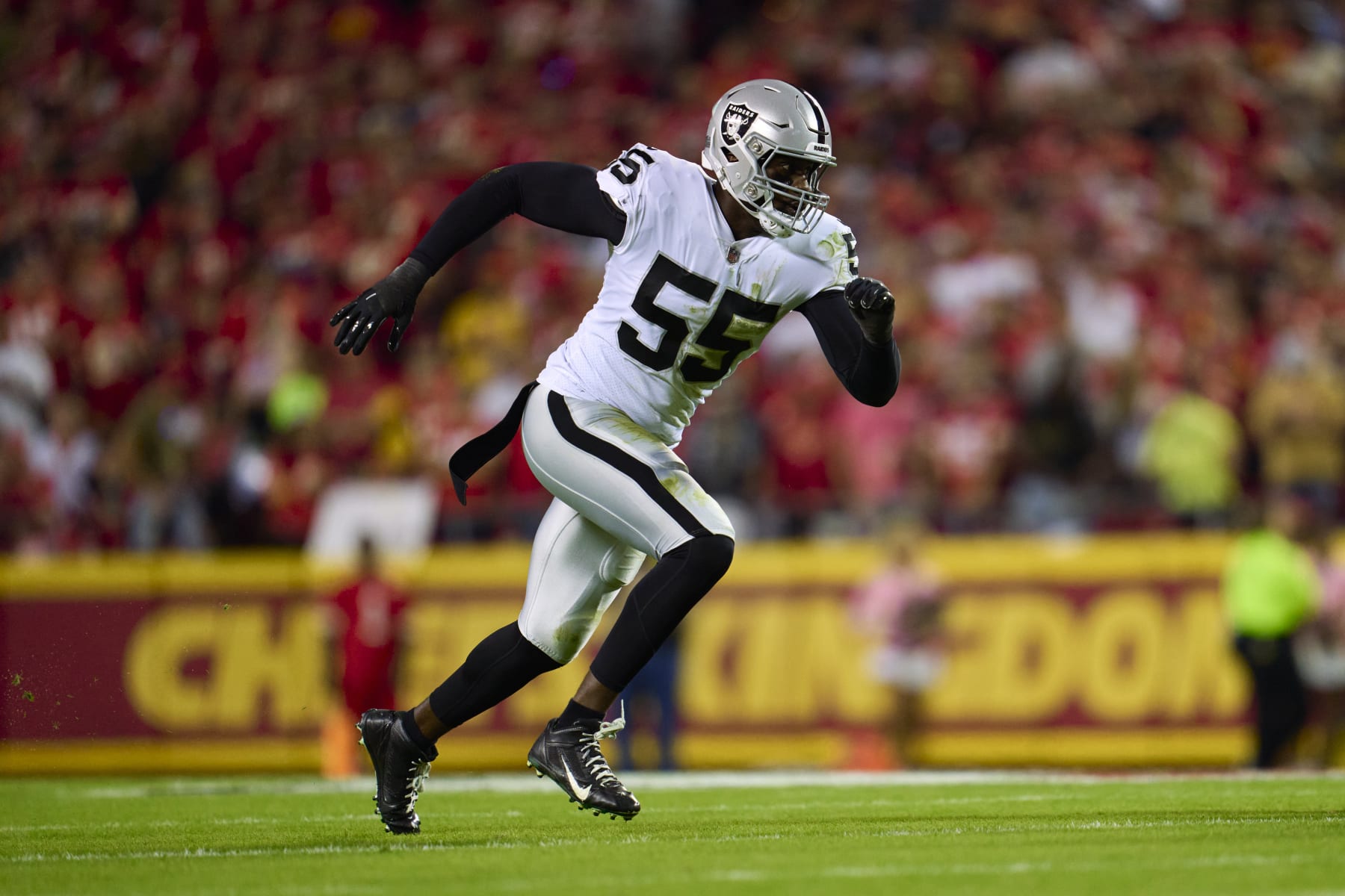 Raiders news: Davante Adams' jersey big seller in England - Silver