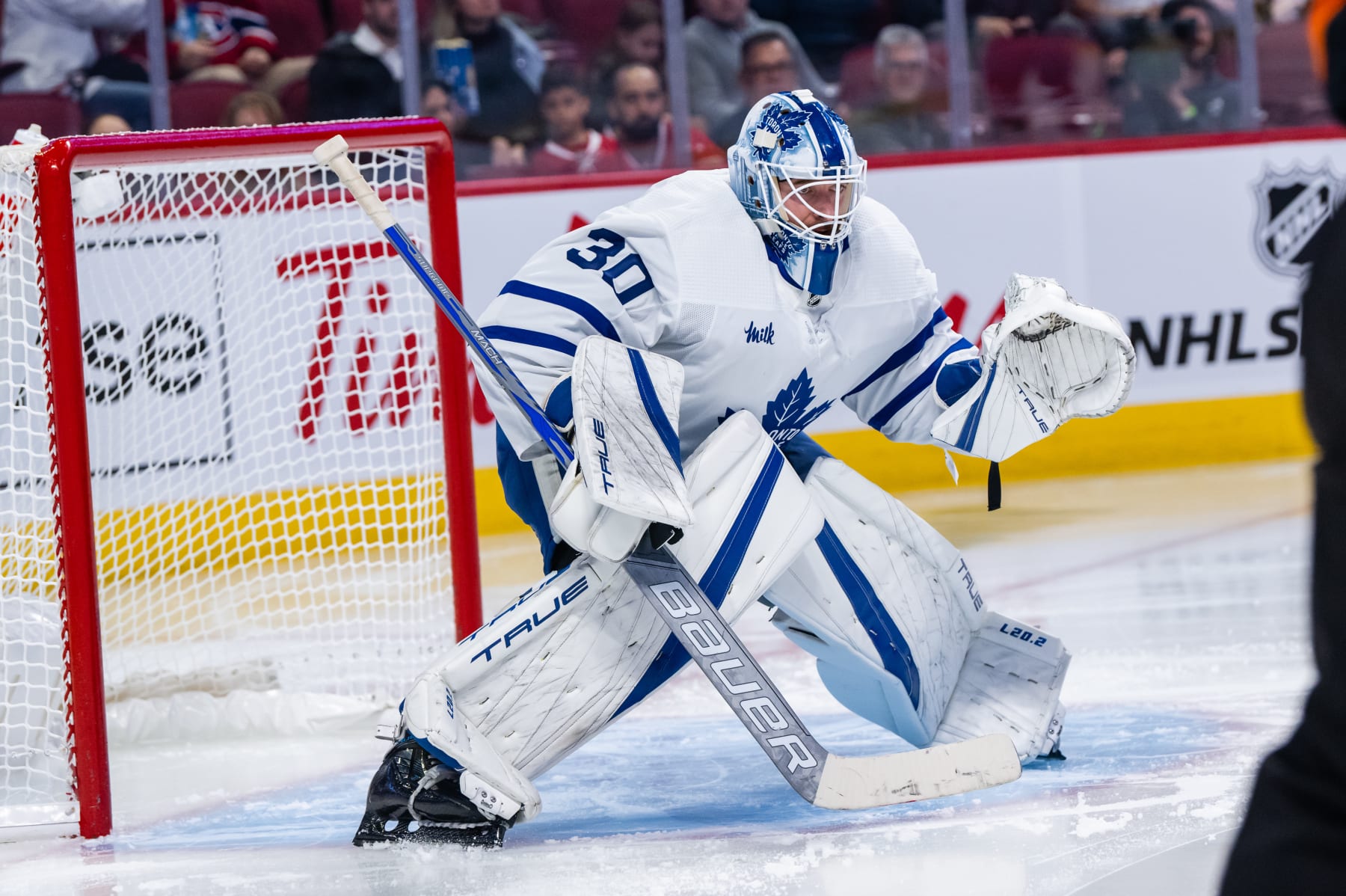 MONTREAL, QC - OCTOBER 03: Matt Murray (30) of the Toronto Maple Leafs tends net during the second period of the NHL pre-season game between the Toronto Maple Leafs and the Montreal Canadiens on October 3, 2022, at the Bell Centre in Montreal, QC (Photo by Vincent Ethier/Icon Sportswire via Getty Images)