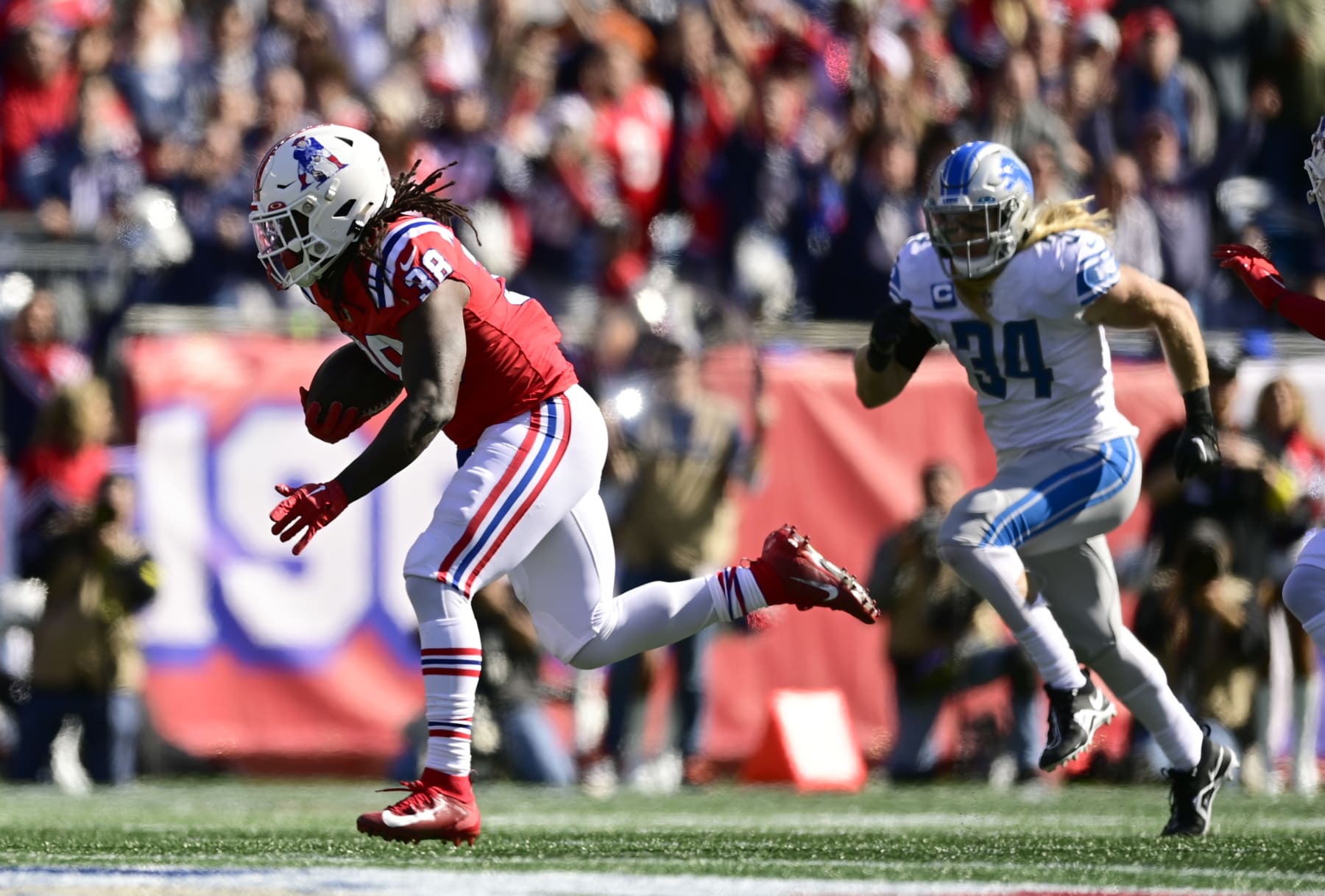 Baltimore Ravens' Chuck Clark (36), left, is unable to bring down Buffalo  Bills quarterback Josh Allen (17) during the Bills' final drive of the game  on Sunday, Dec. 8, 2019 at New