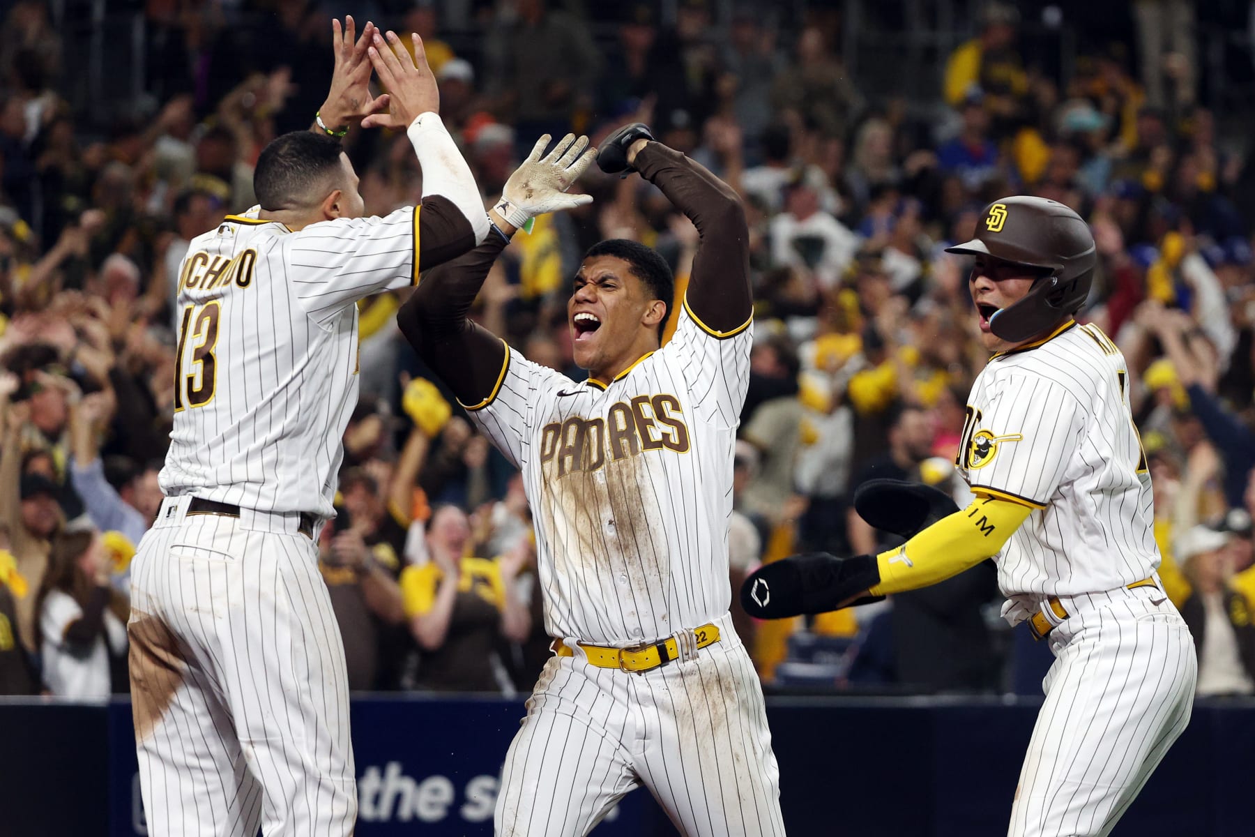 Padres vs Phillies prediction: Pick, odds for Game 1 of NLCS in 2022 MLB  playoffs - DraftKings Network