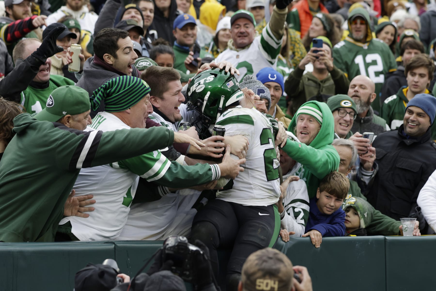 Bleacher Report experts pick the Jets to beat the Packers. : r