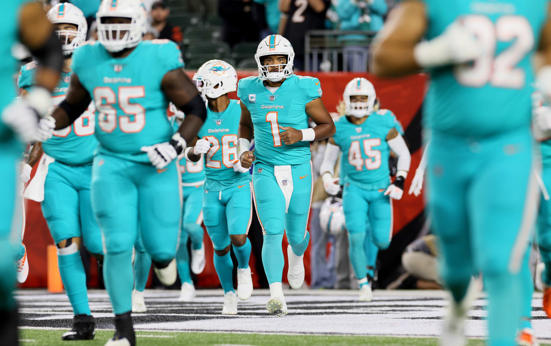 People are only just realizing Miami Dolphins weren't the first NFL team to  go through season undefeated