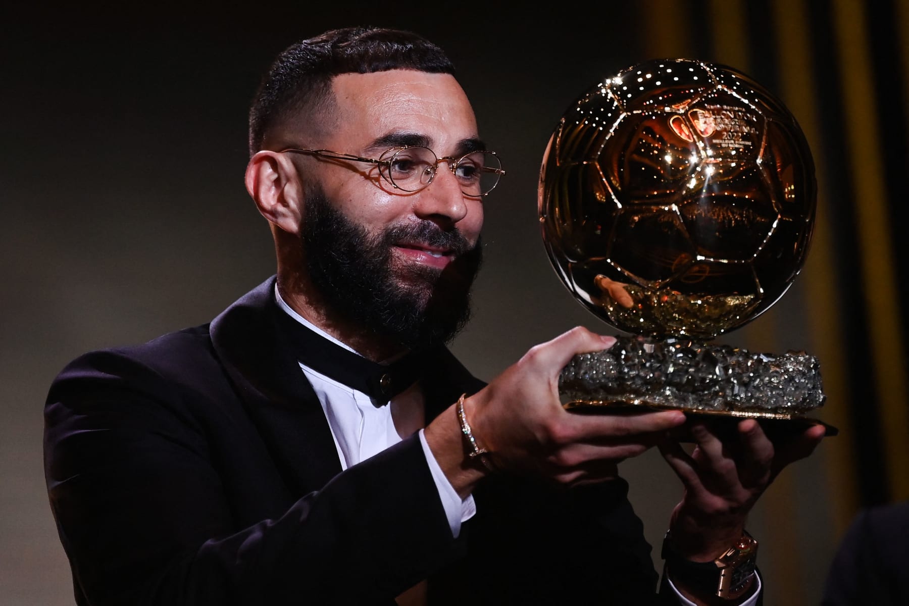 Karim Benzema Celebrated by Fans After Inevitable 2022 Ballon dOr Win News, Scores, Highlights, Stats, and Rumors Bleacher Report