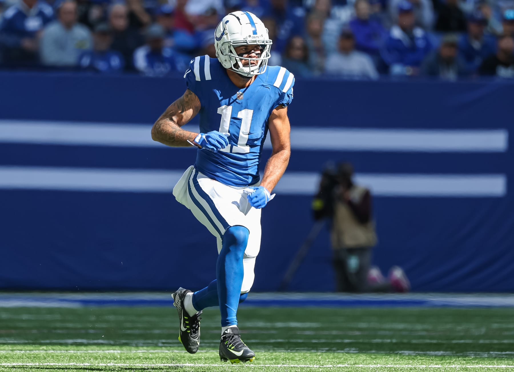 Jaguars vs. Colts DFS picks: Will Travis Etienne outperform James Robinson?