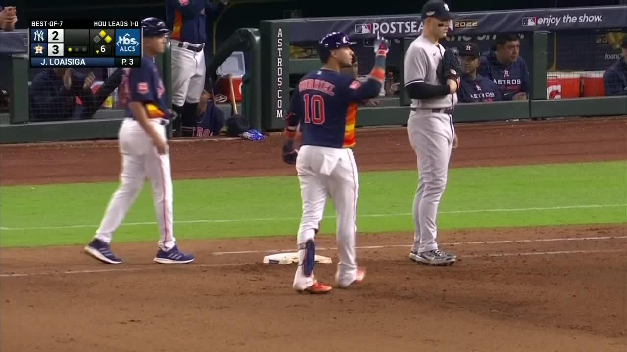 Astros' Gurriel Takes Knee to Head During Rundown in Game 5