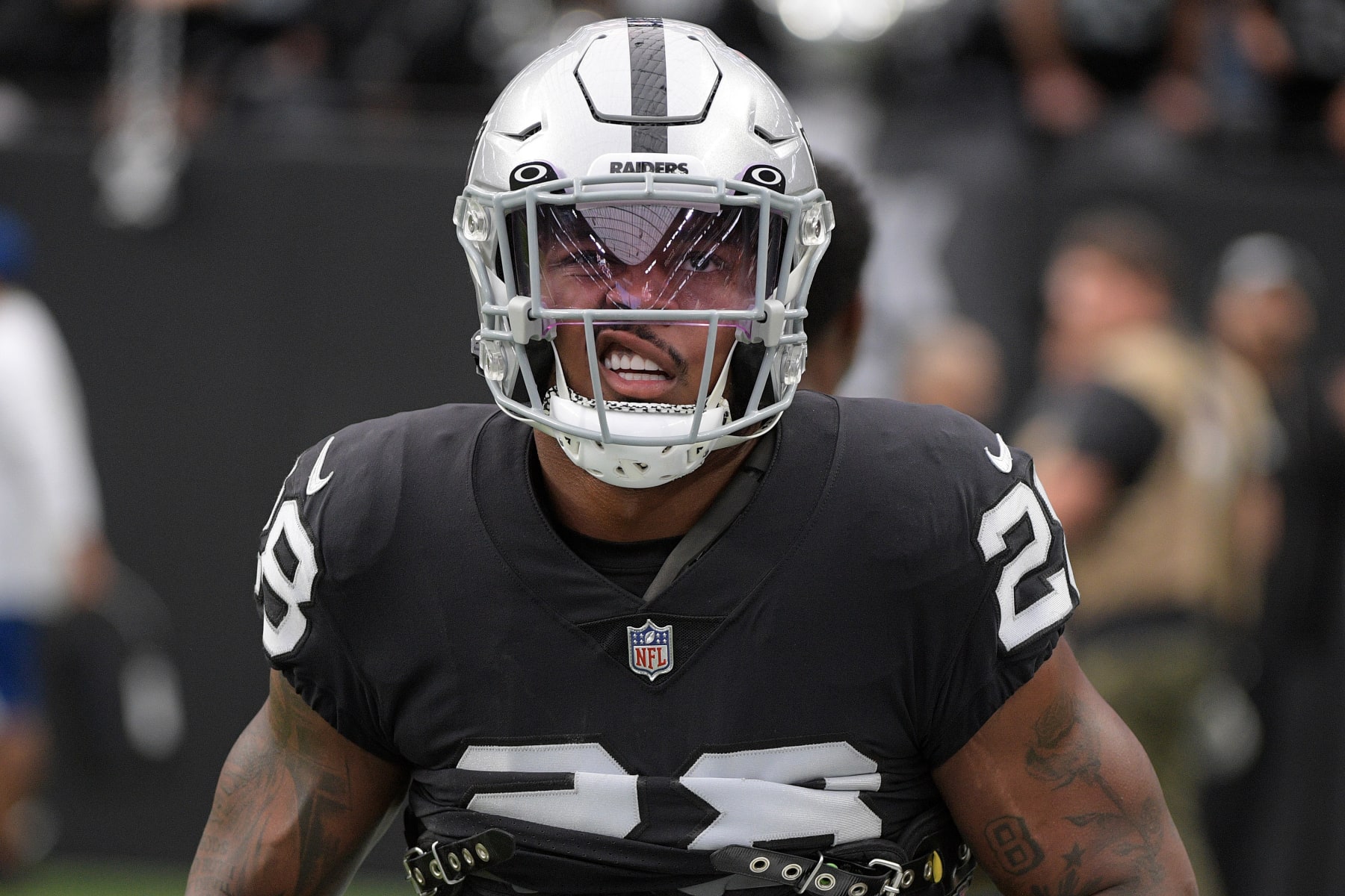 Raiders RB Josh Jacobs chasing history in Week 8